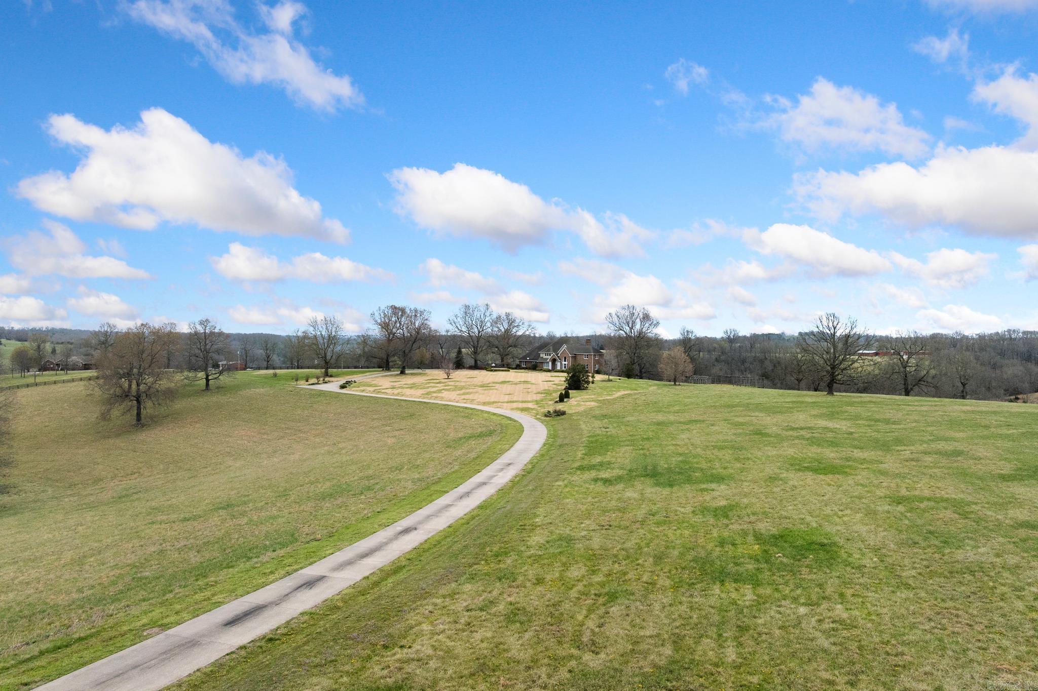 2734 Wolf Springs Road Harrison, AR 72601