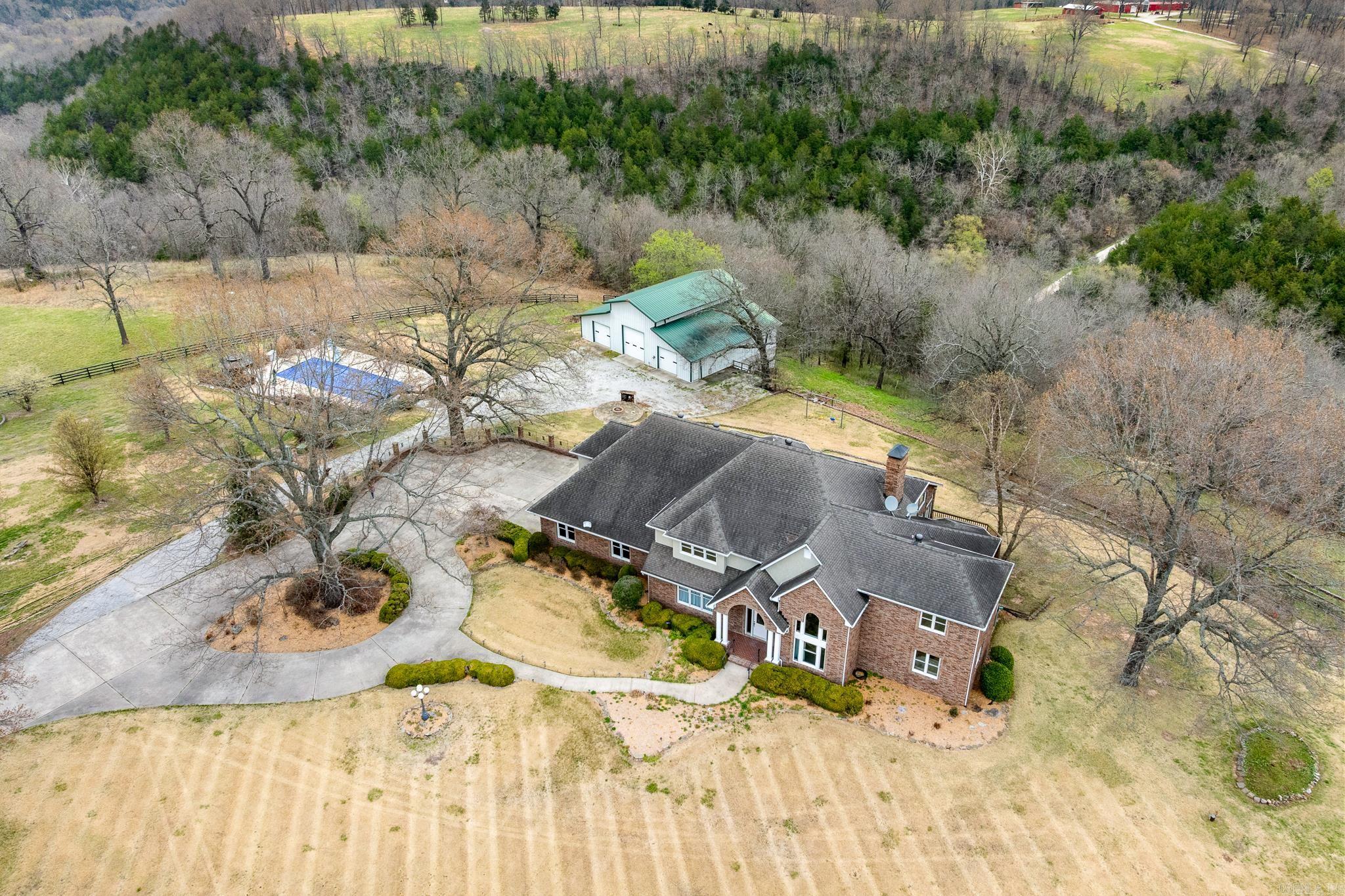 2734 Wolf Springs Road Harrison, AR 72601