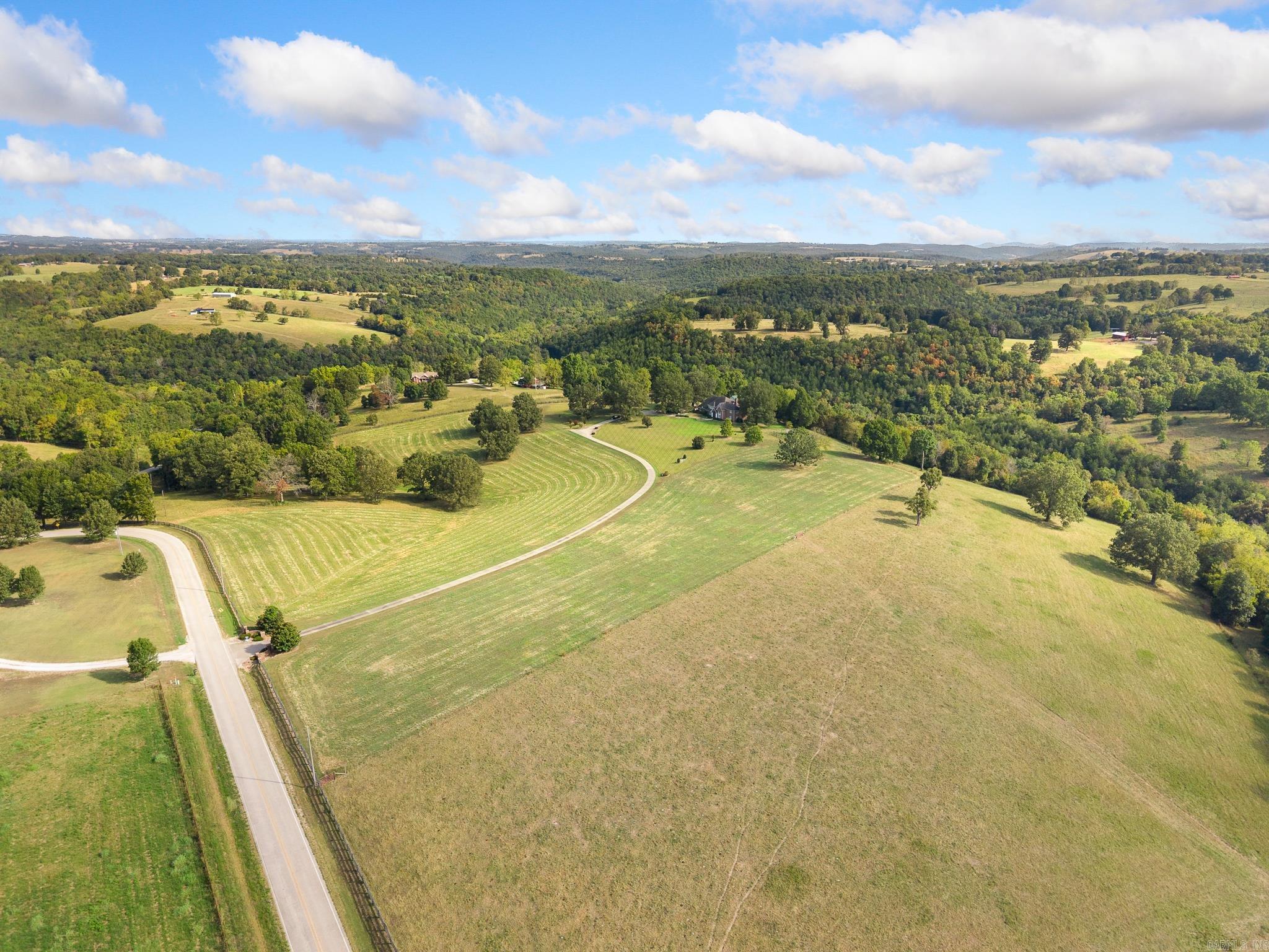 2734 Wolf Springs  Harrison, AR