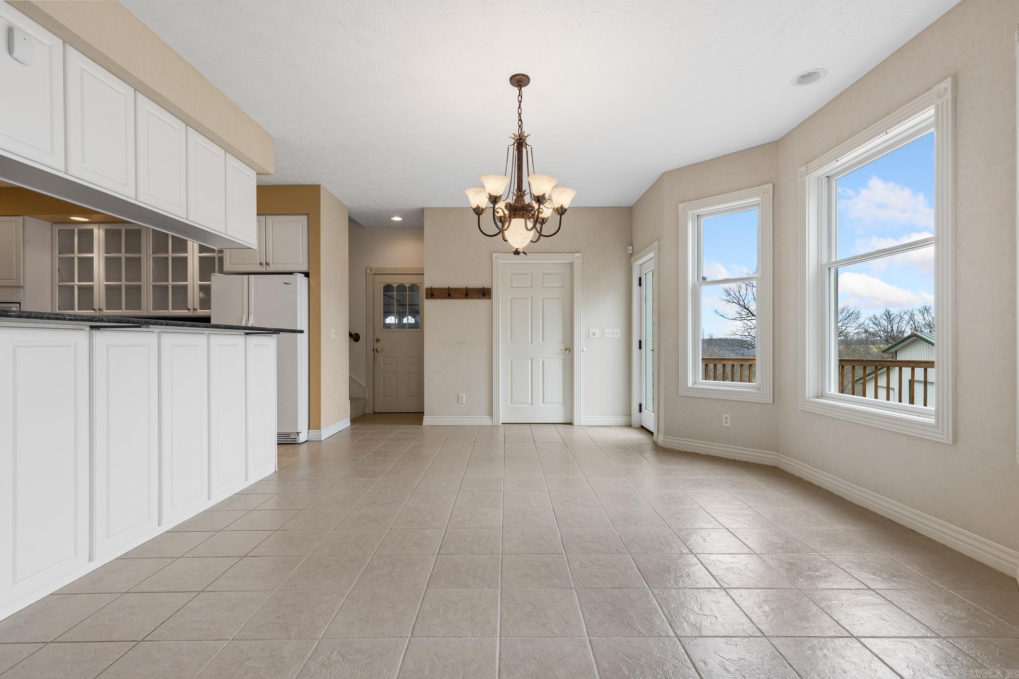 2734 Wolf Springs Road Harrison, AR 72601