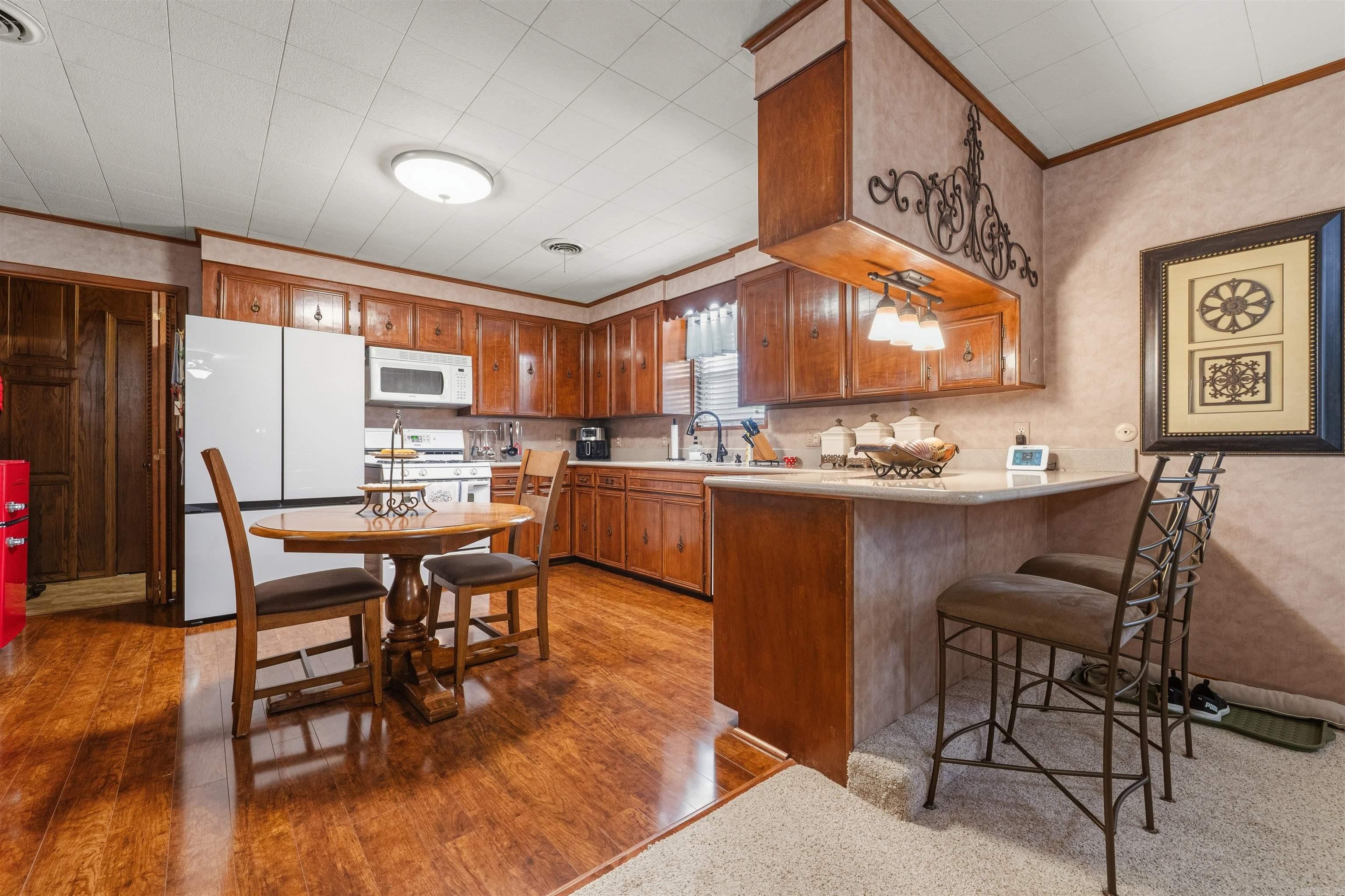 115 W Valentine Rd  Jacksonville, AR