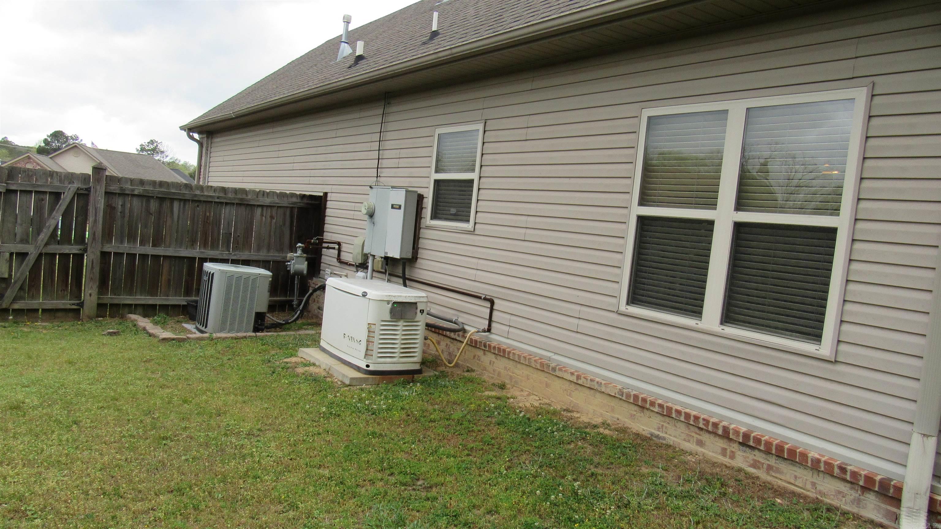 103 Crystalwood  Little Rock, AR