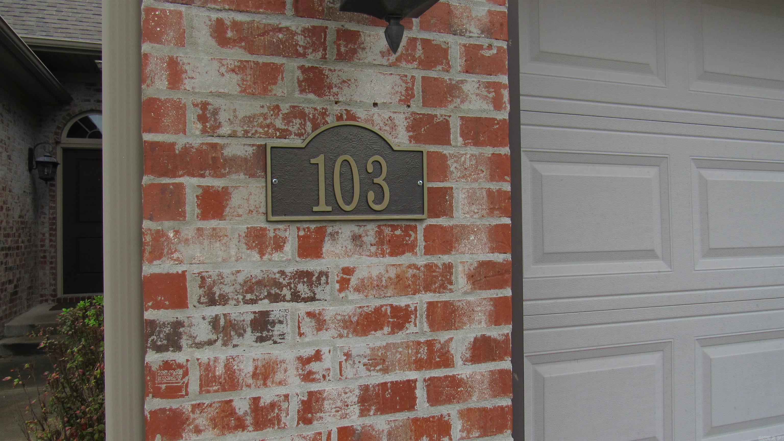 103 Crystalwood  Little Rock, AR