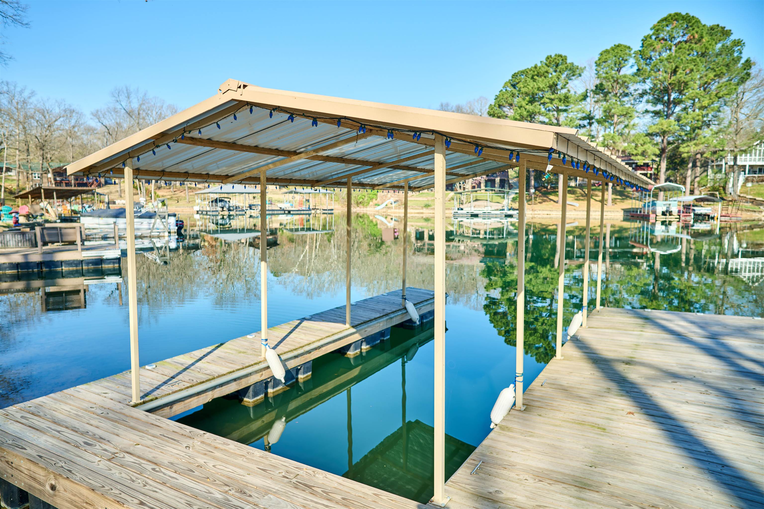 7 Winnebago  Cherokee Village, AR