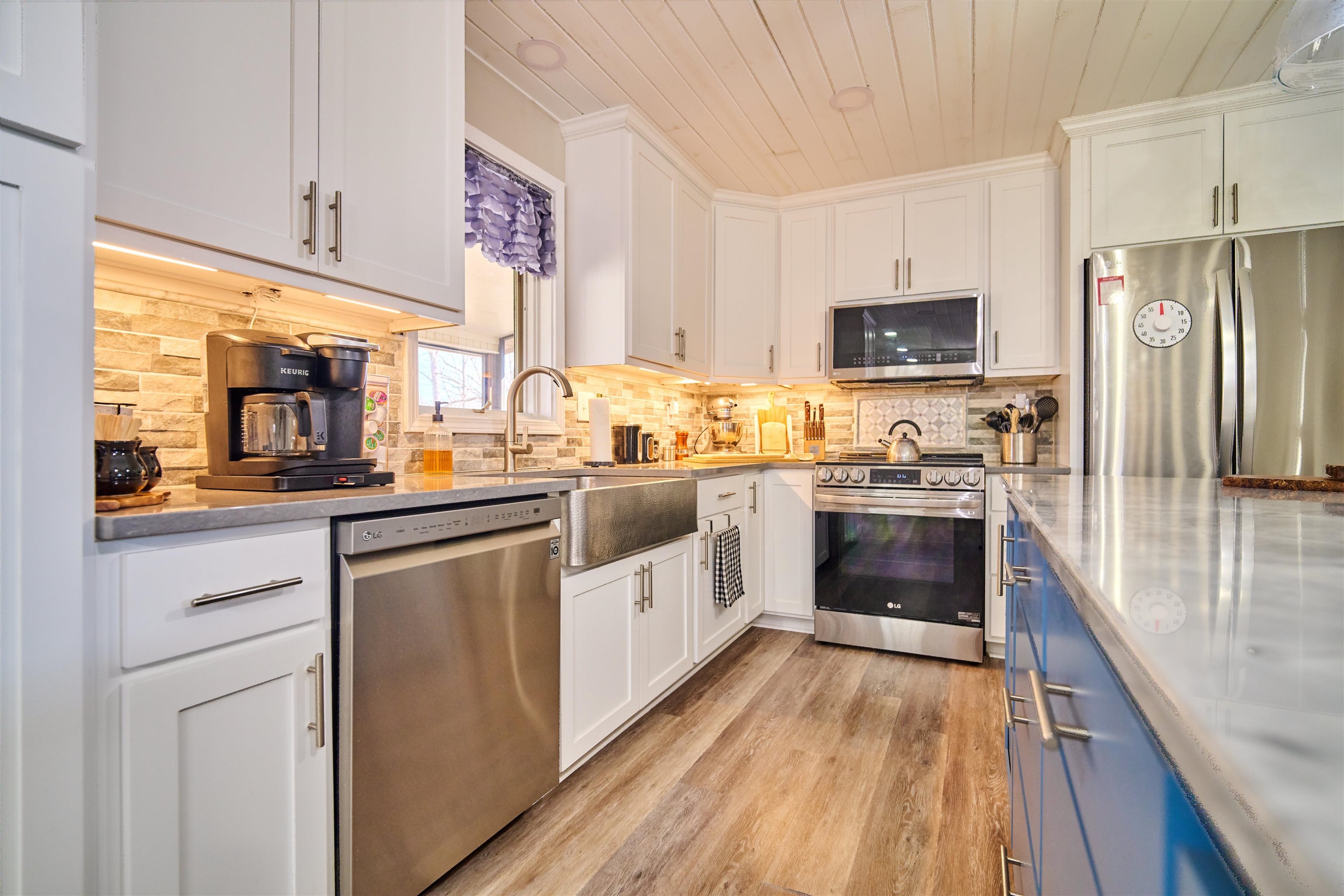 7 Winnebago  Cherokee Village, AR