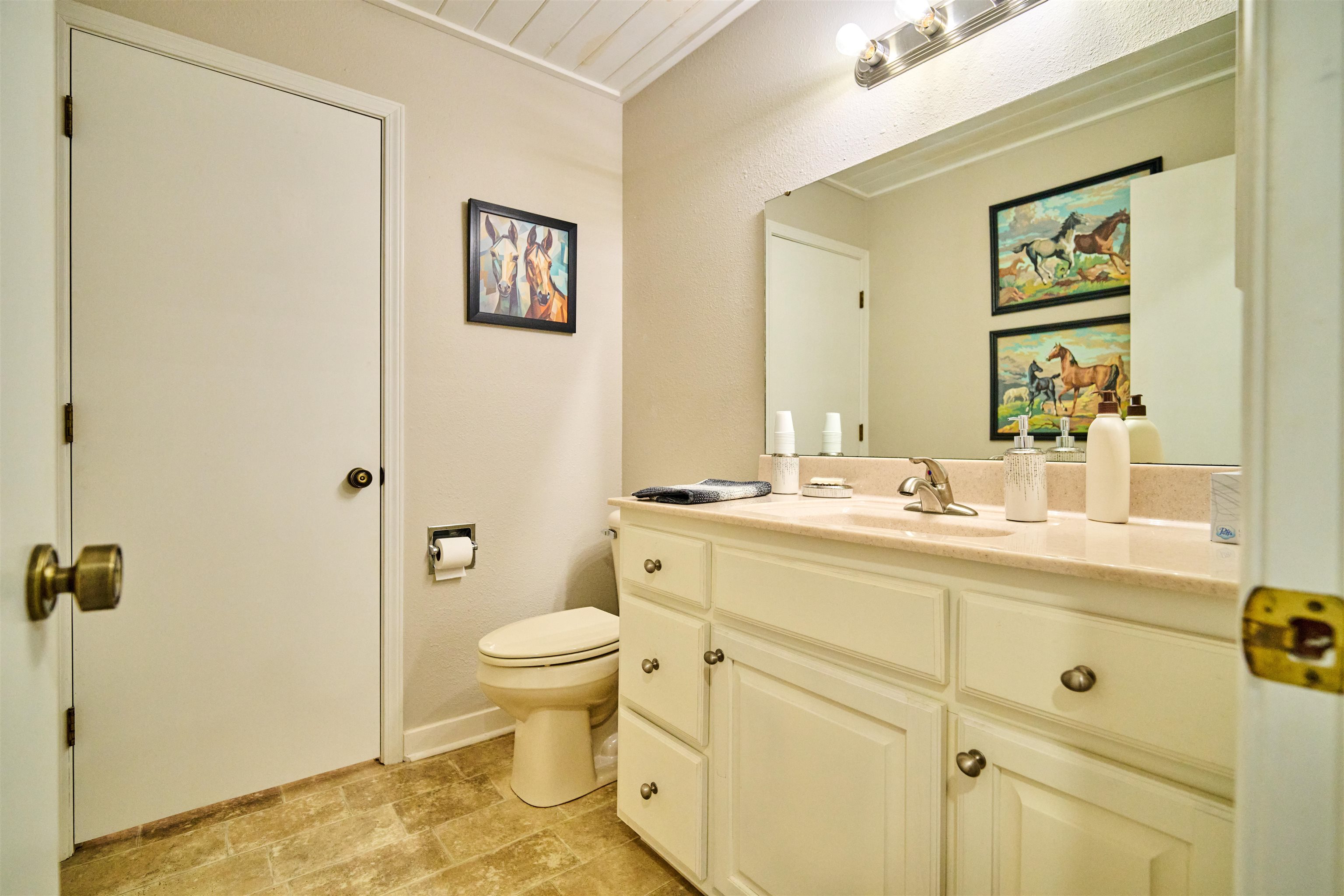 7 Winnebago  Cherokee Village, AR