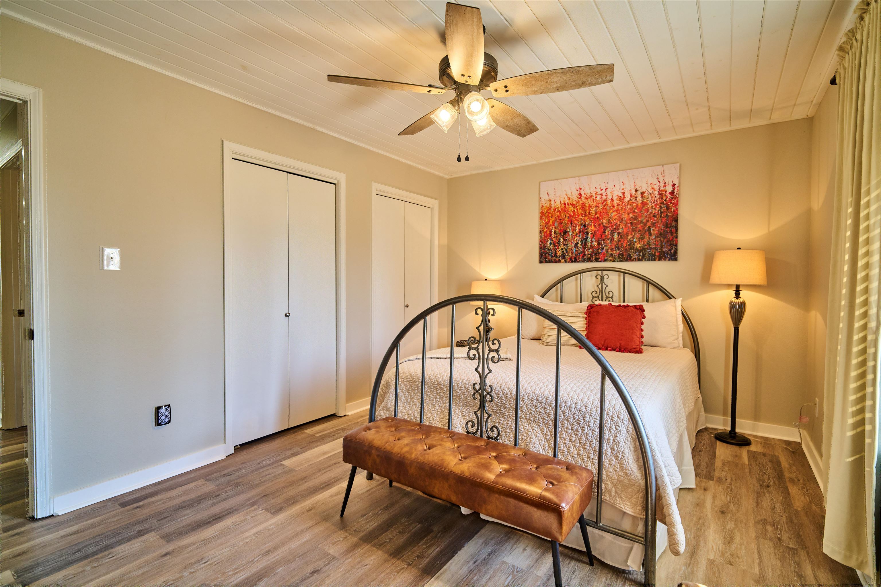 7 Winnebago  Cherokee Village, AR