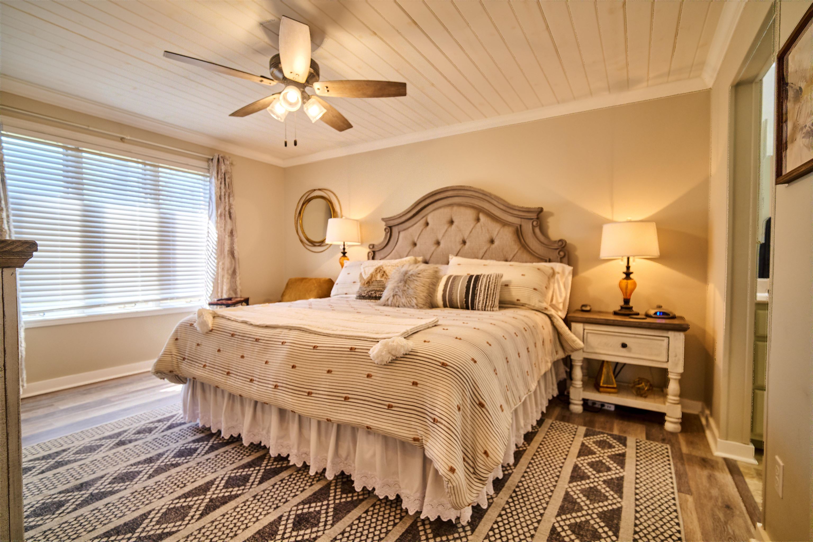 7 Winnebago  Cherokee Village, AR