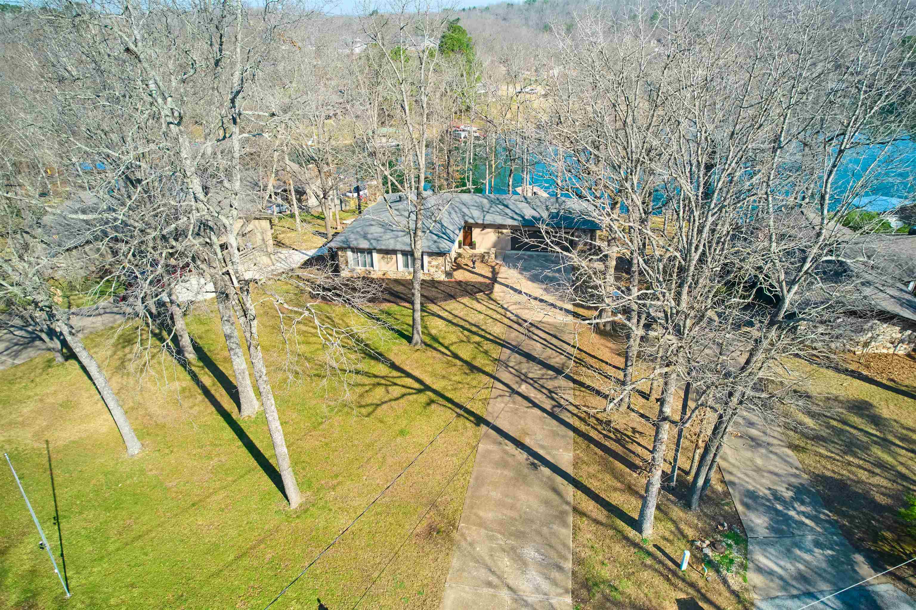 7 Winnebago  Cherokee Village, AR