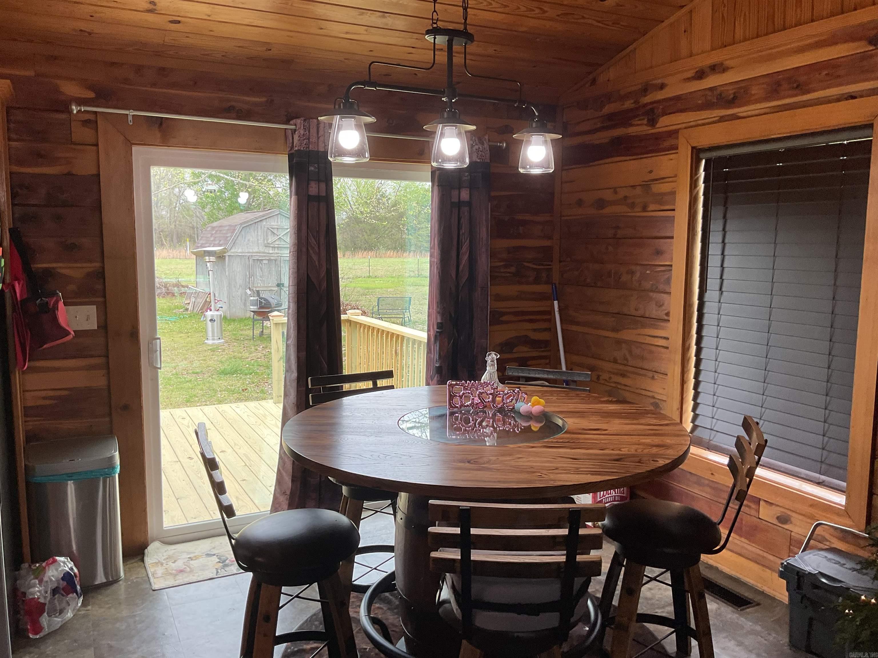 118 Cedar Valley Dr  El Paso, AR