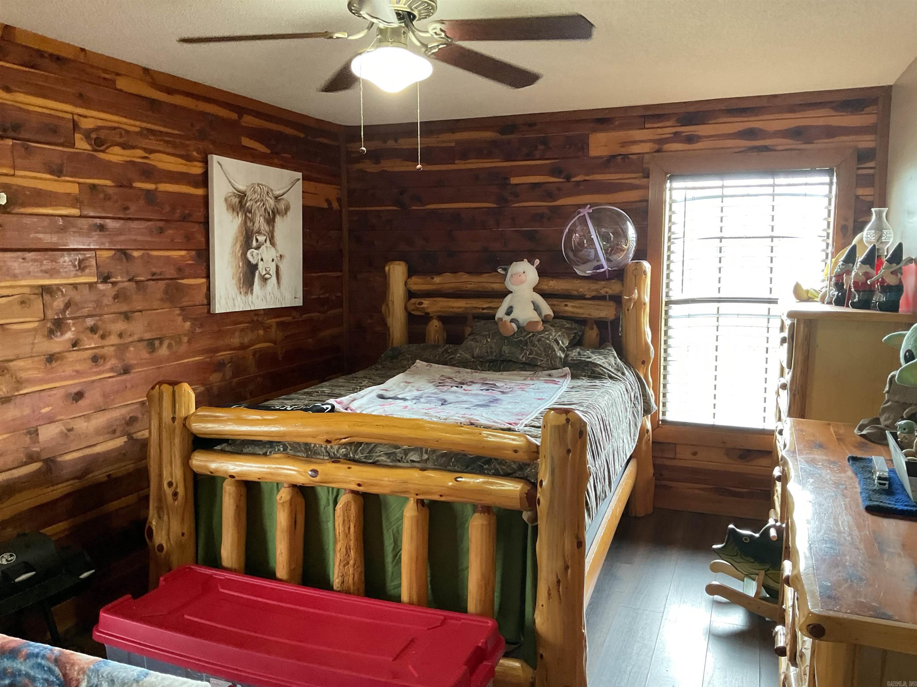 118 Cedar Valley Dr  El Paso, AR