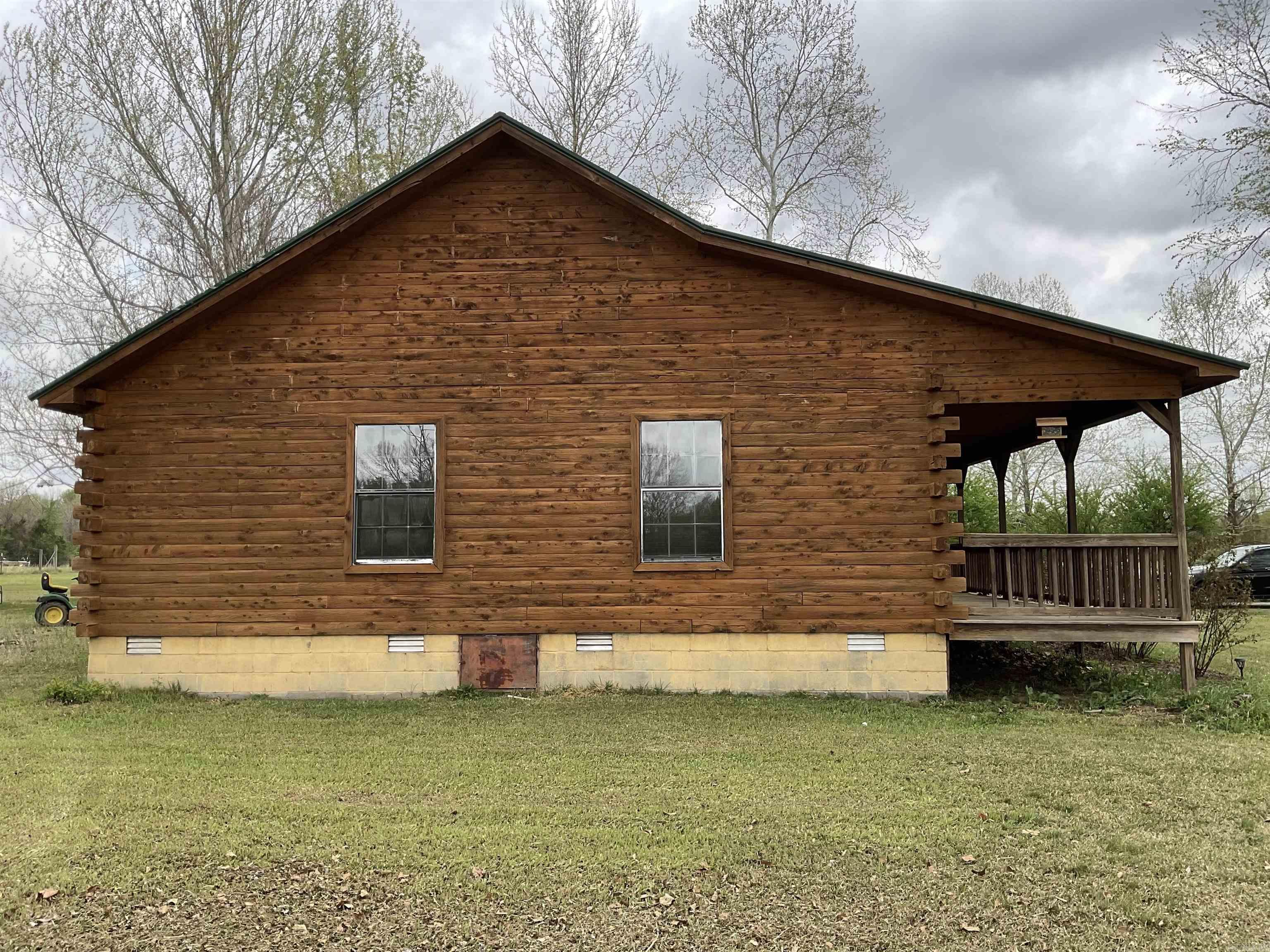 118 Cedar Valley Dr  El Paso, AR