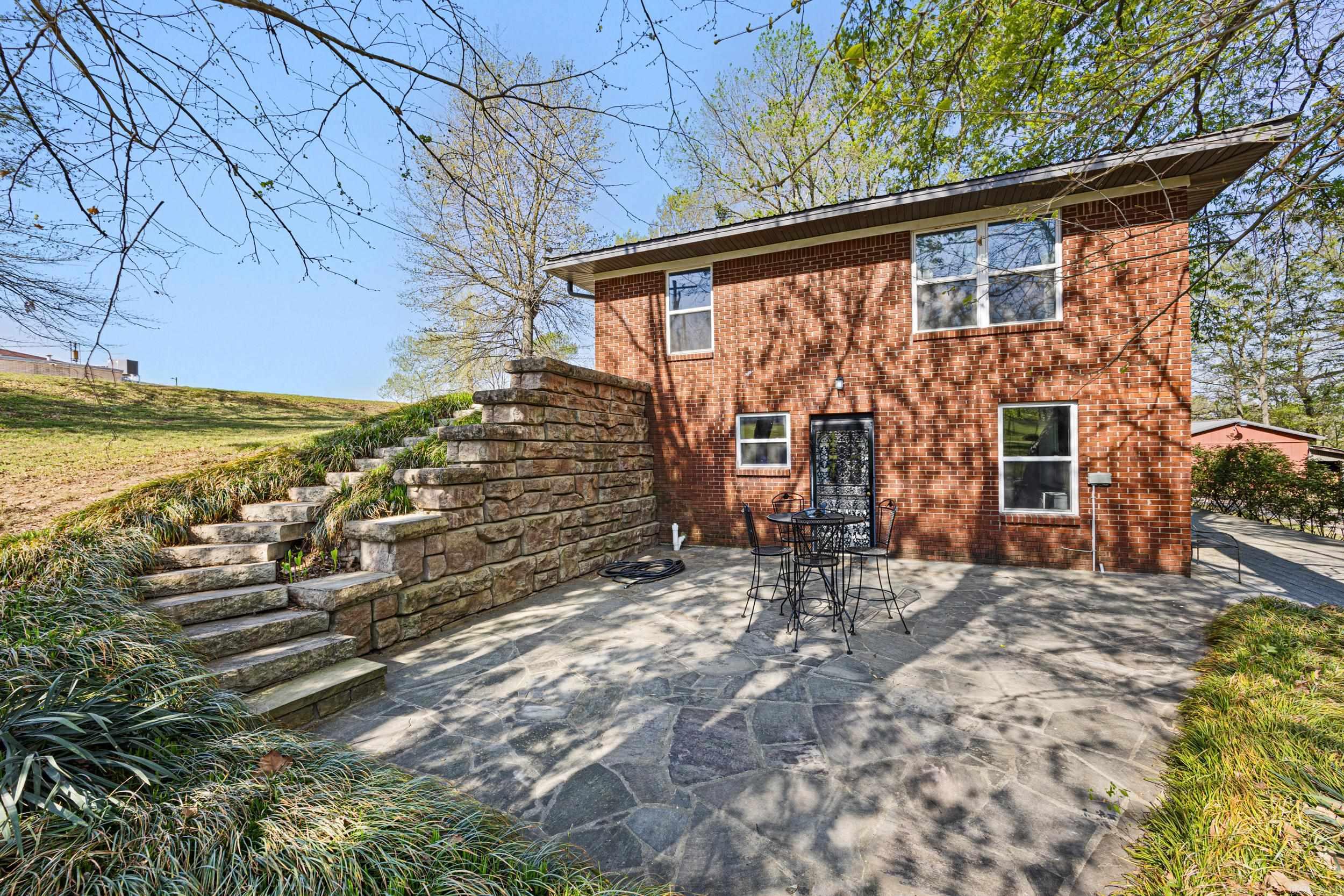 52 W Parish  Subiaco, AR