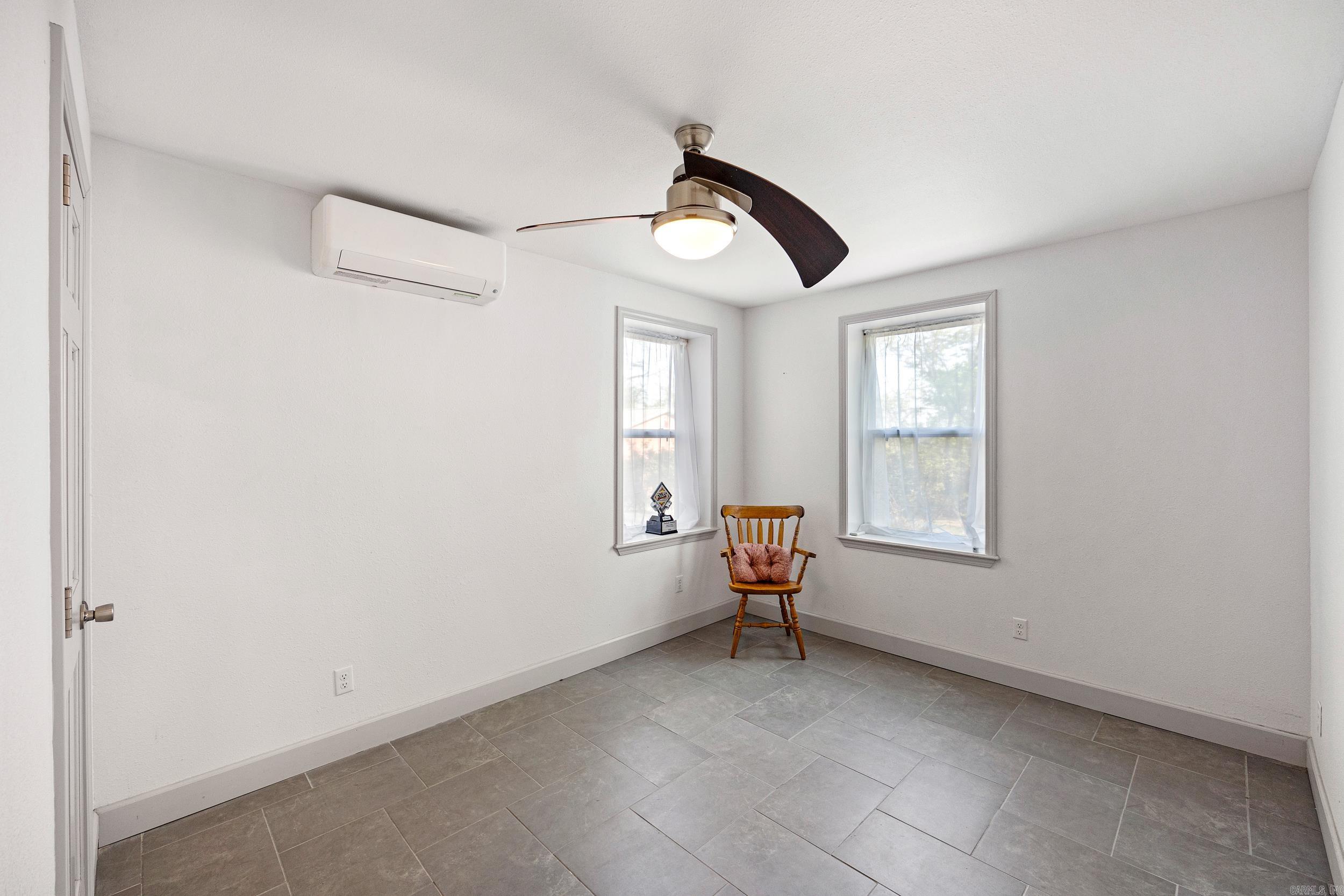 52 W Parish  Subiaco, AR