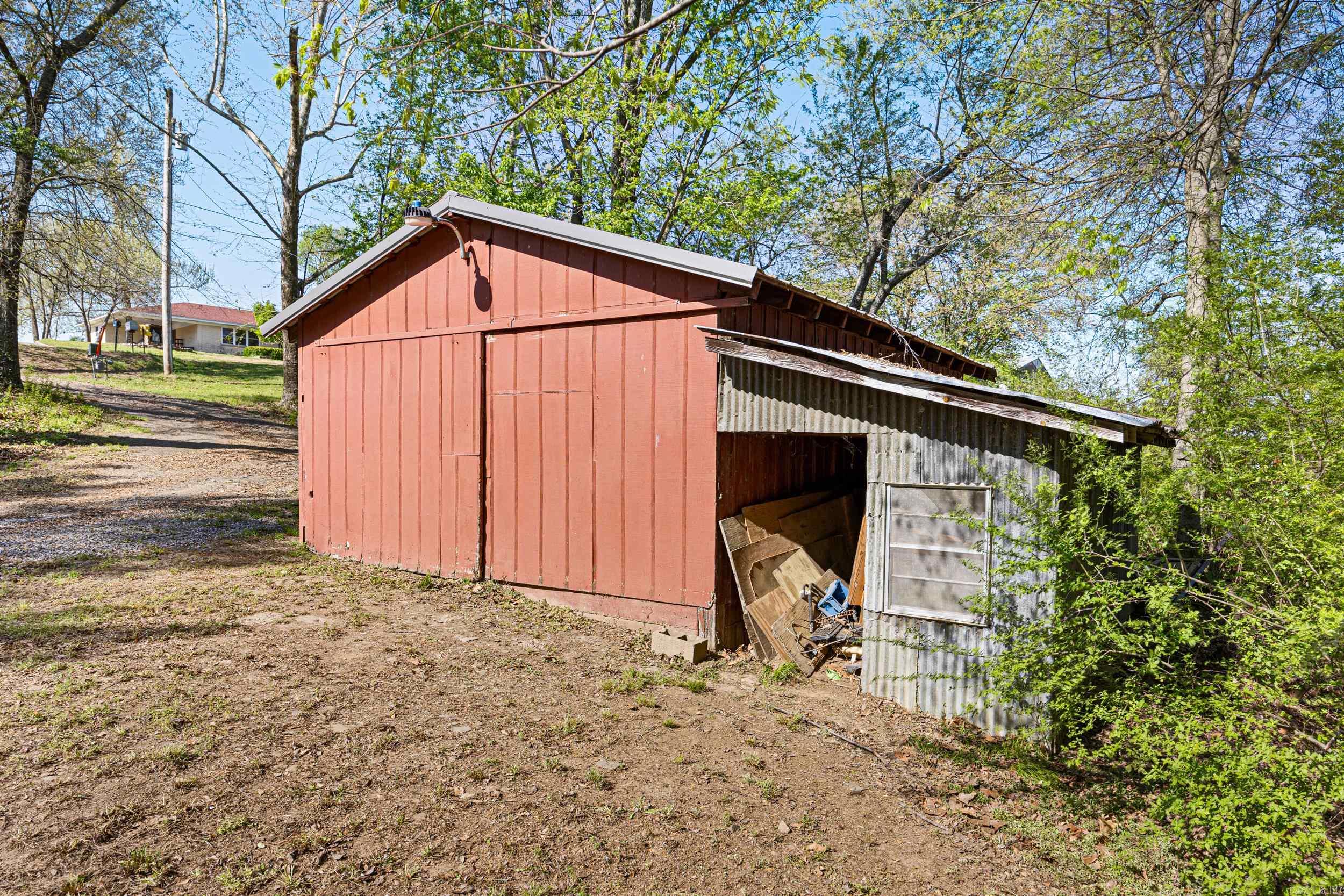 52 W Parish  Subiaco, AR