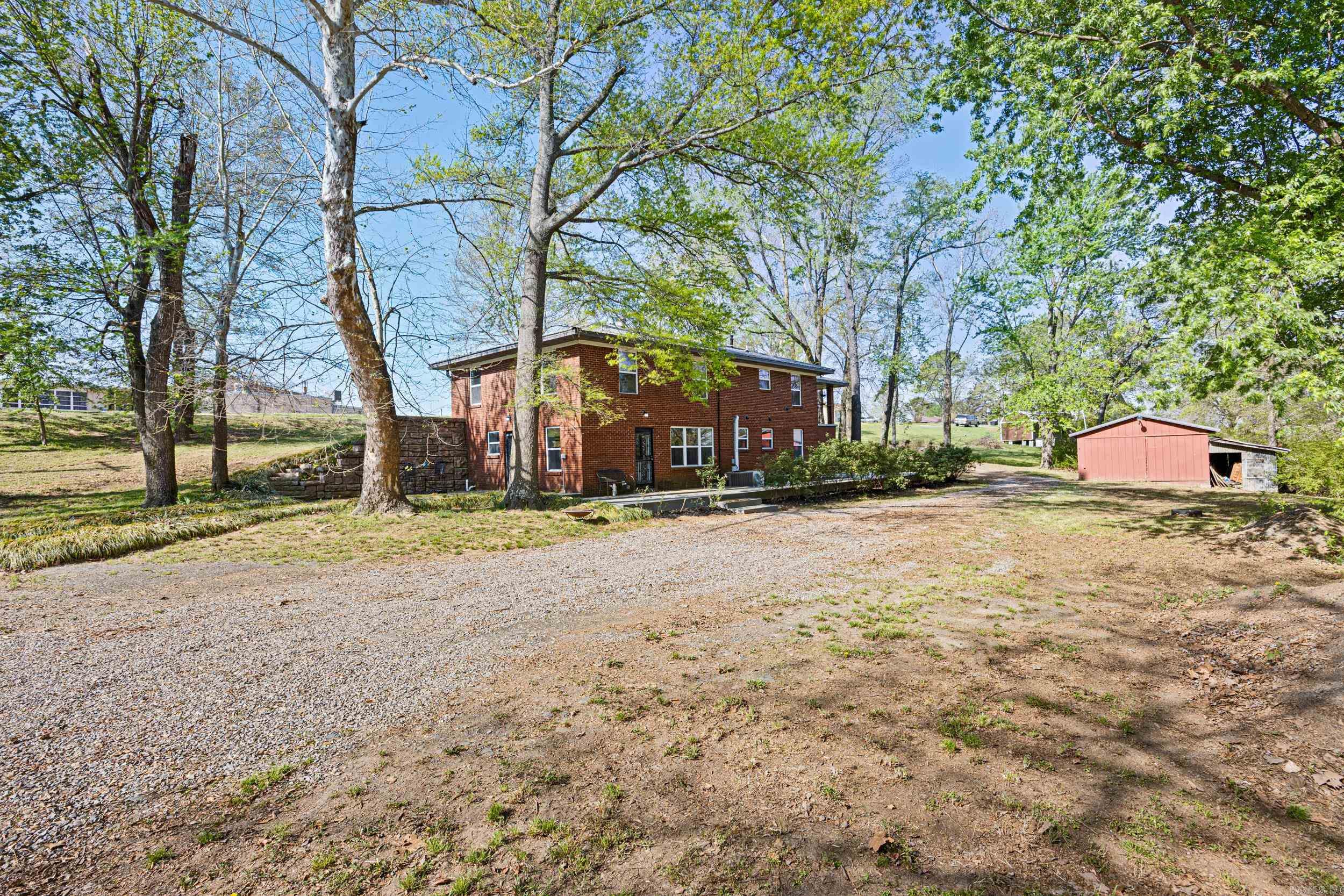 52 W Parish  Subiaco, AR