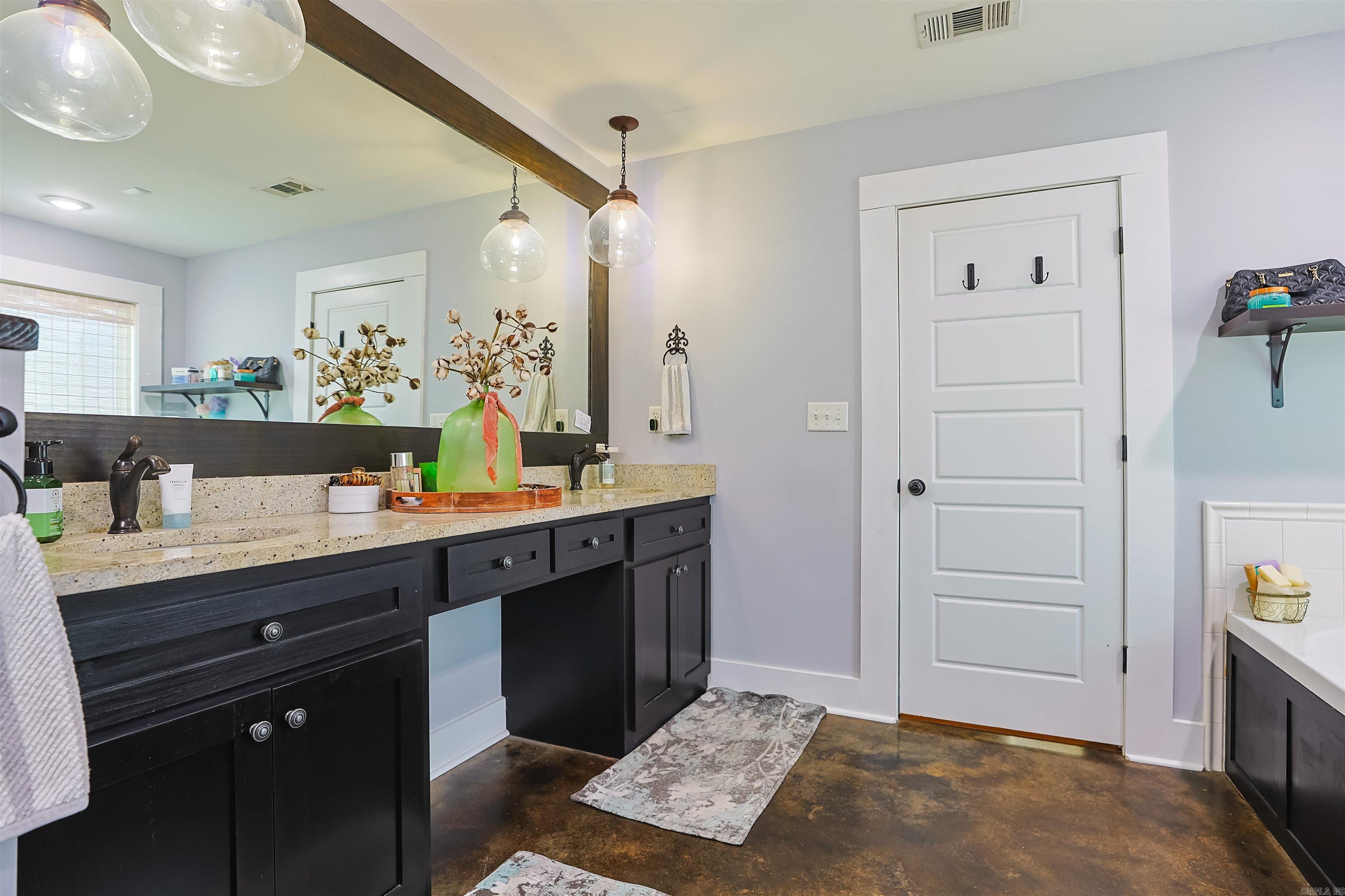 688 County Road 461  Jonesboro, AR