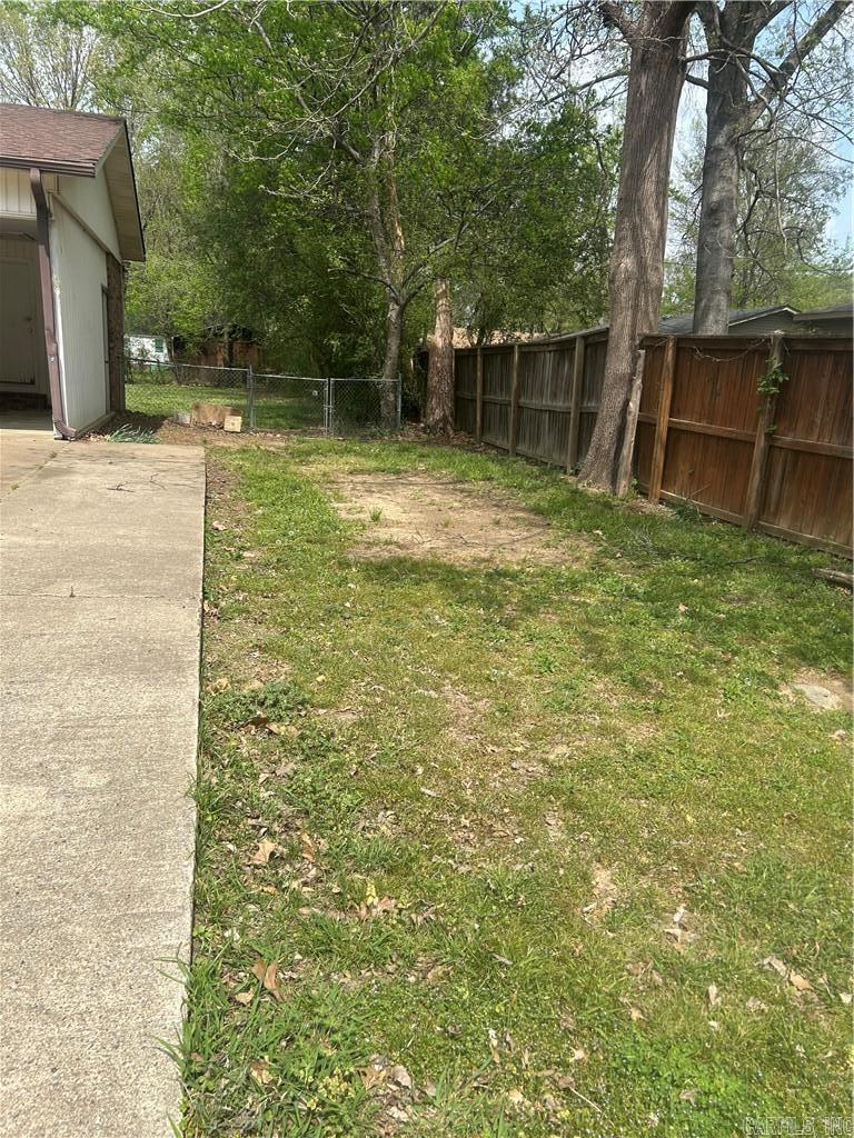 405 E M  Russellville, AR