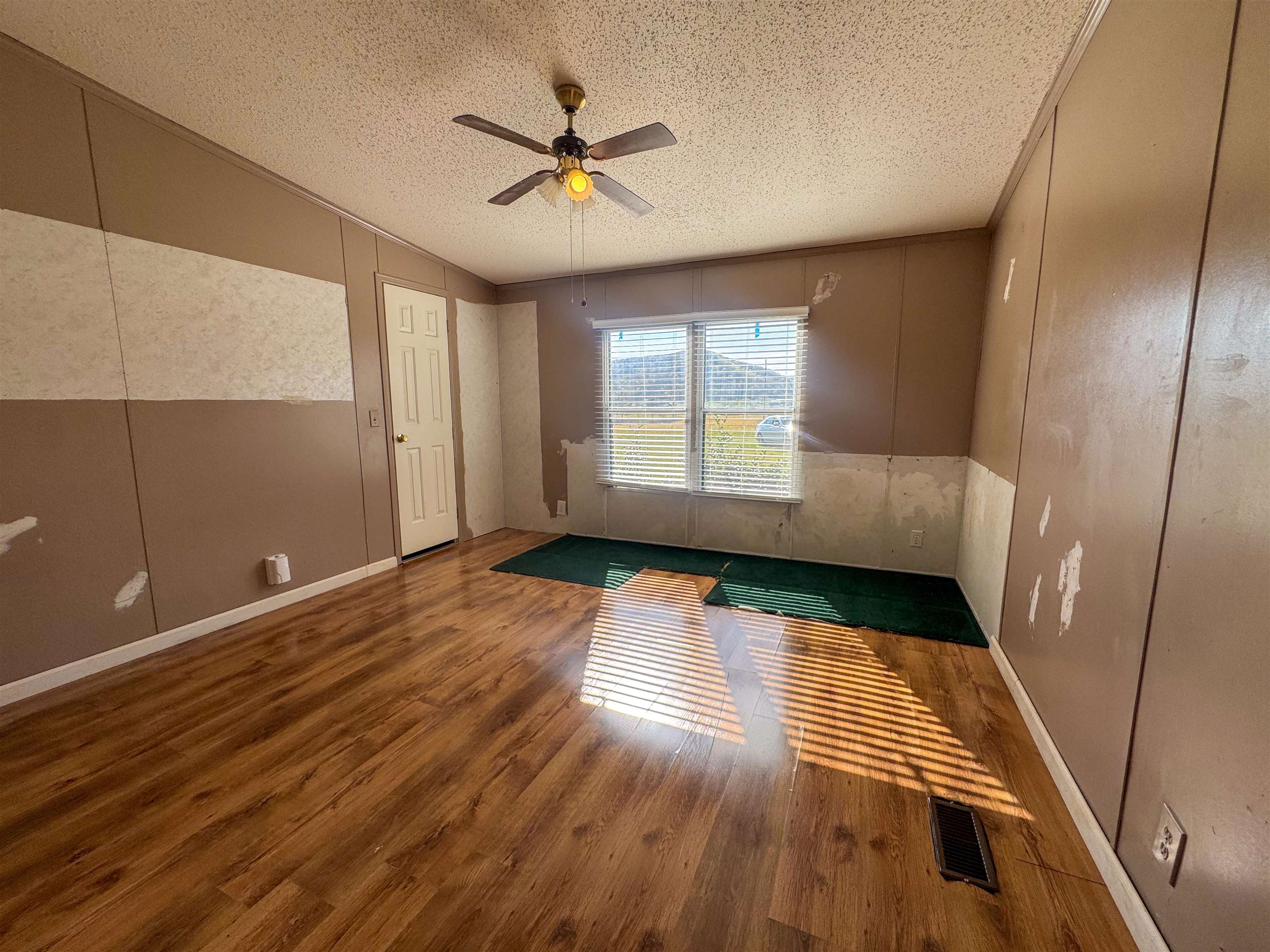 1334 Annette  Mountain View, AR