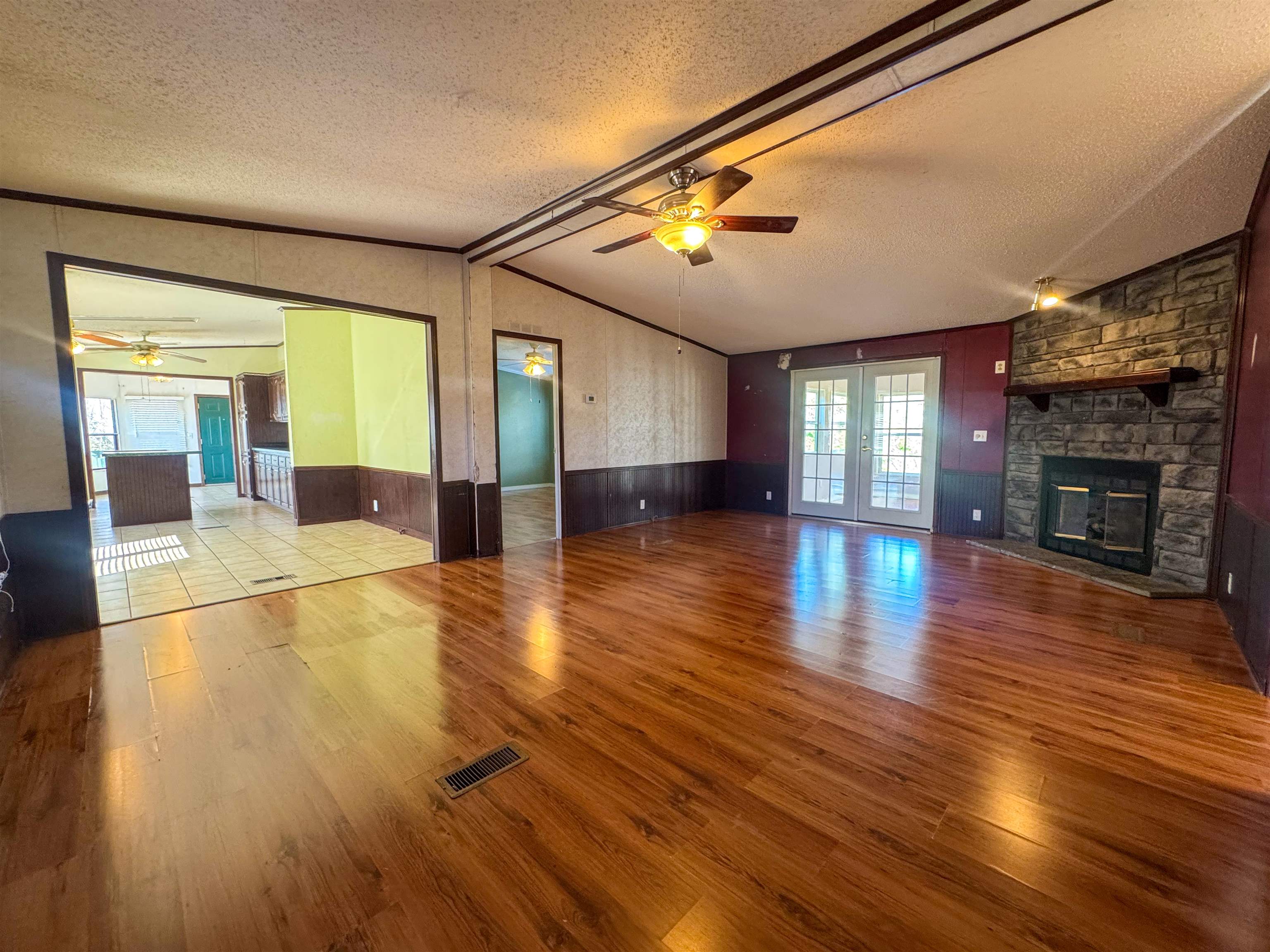 1334 Annette  Mountain View, AR