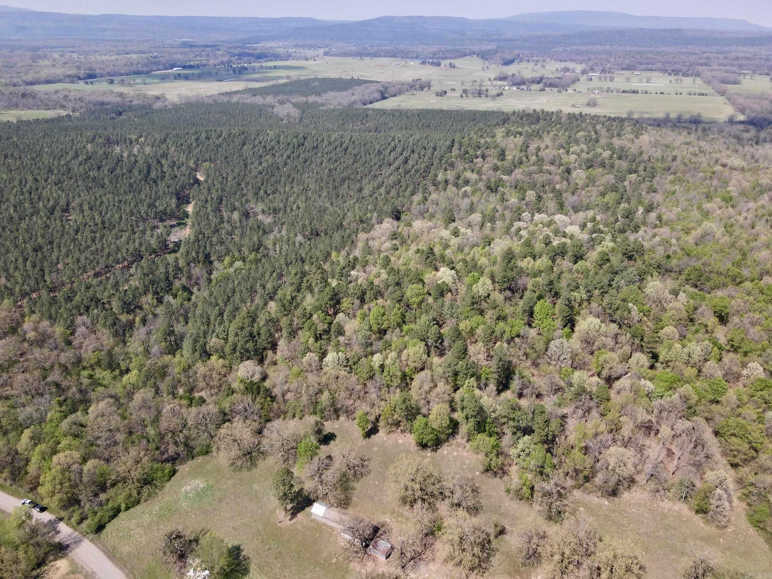 000 Oates Crossing Road  Bellville, AR