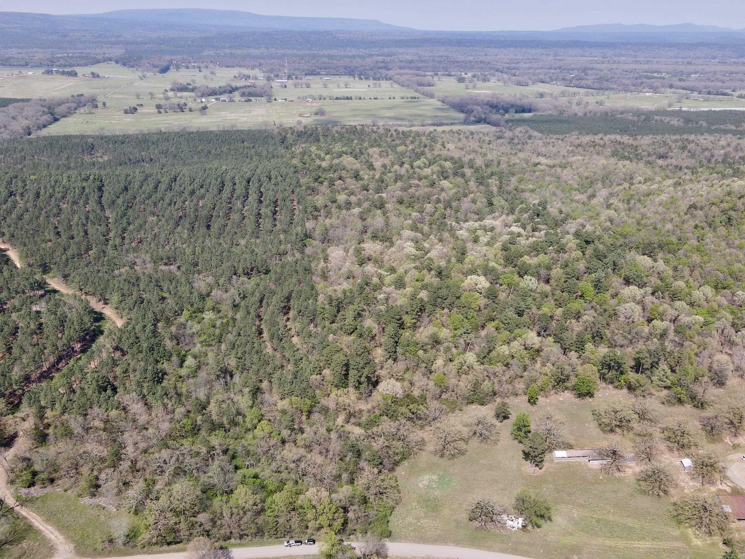 000 Oates Crossing Road  Bellville, AR