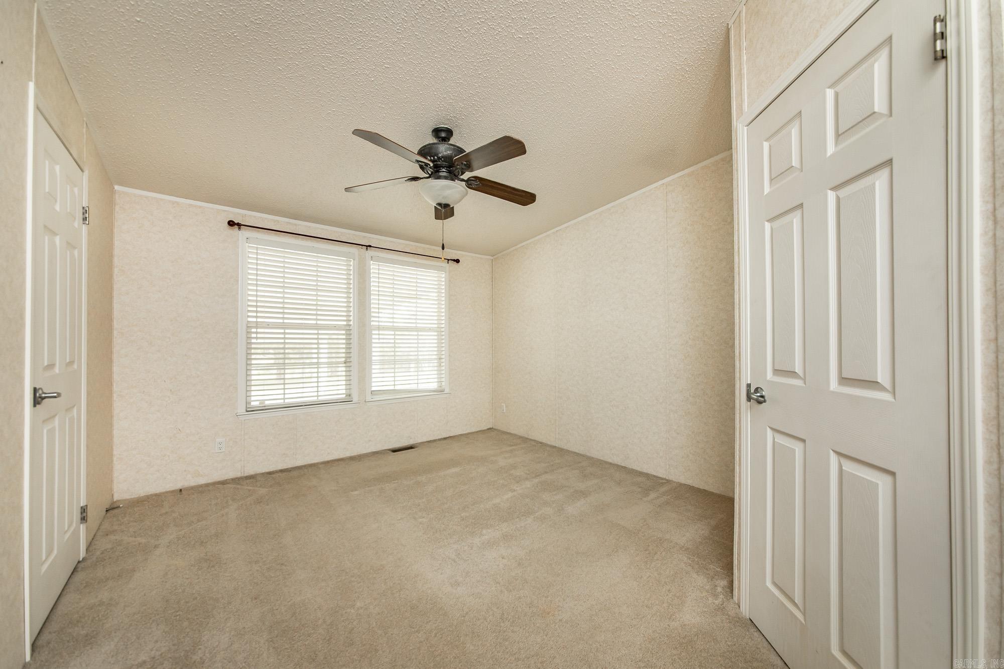 103 N Skyview  Romance, AR