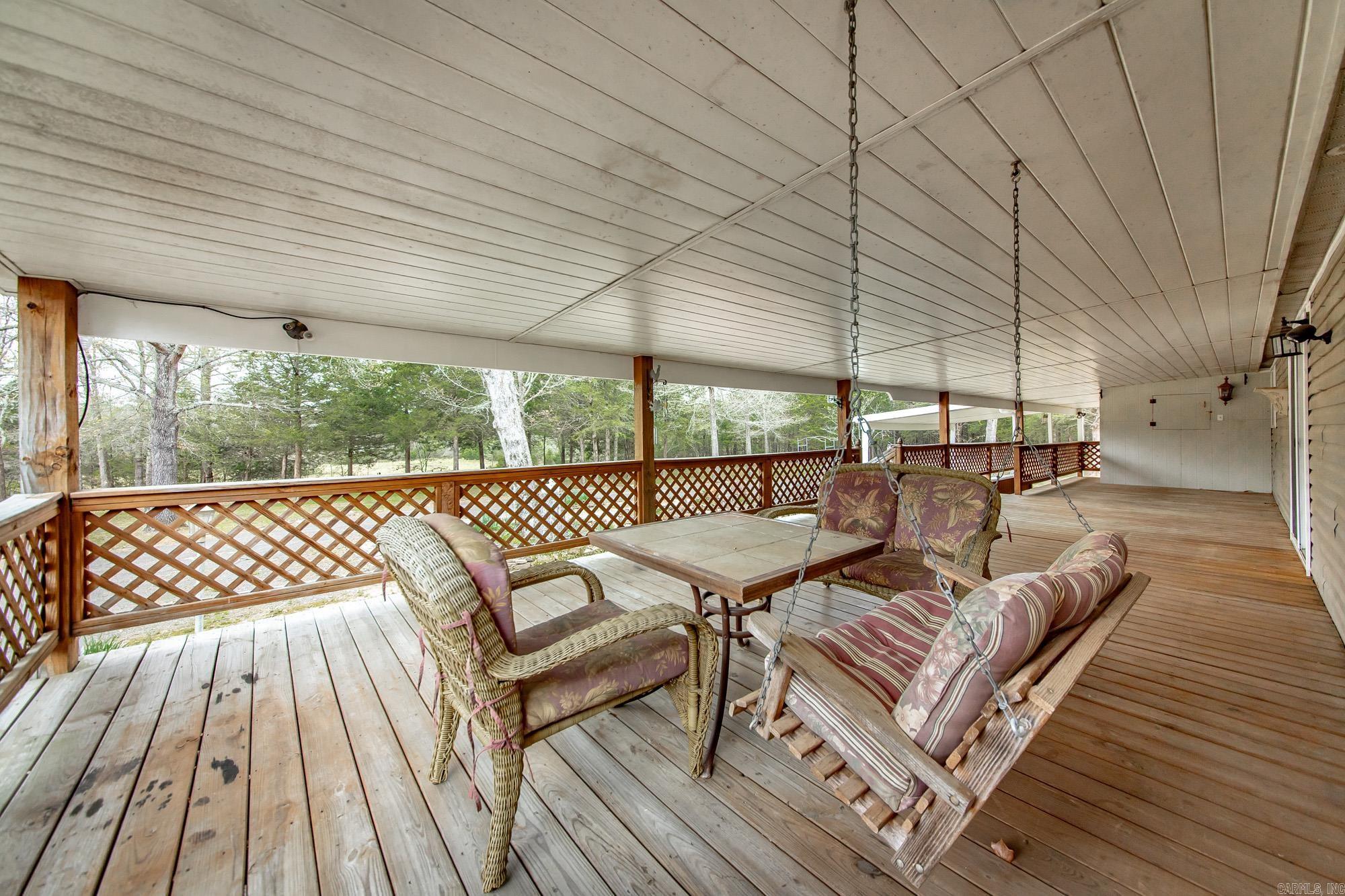 103 N Skyview  Romance, AR