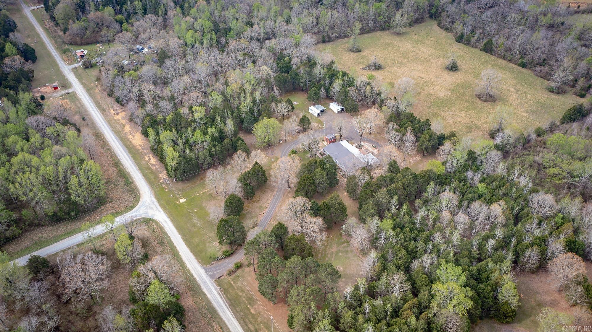 103 N Skyview  Romance, AR