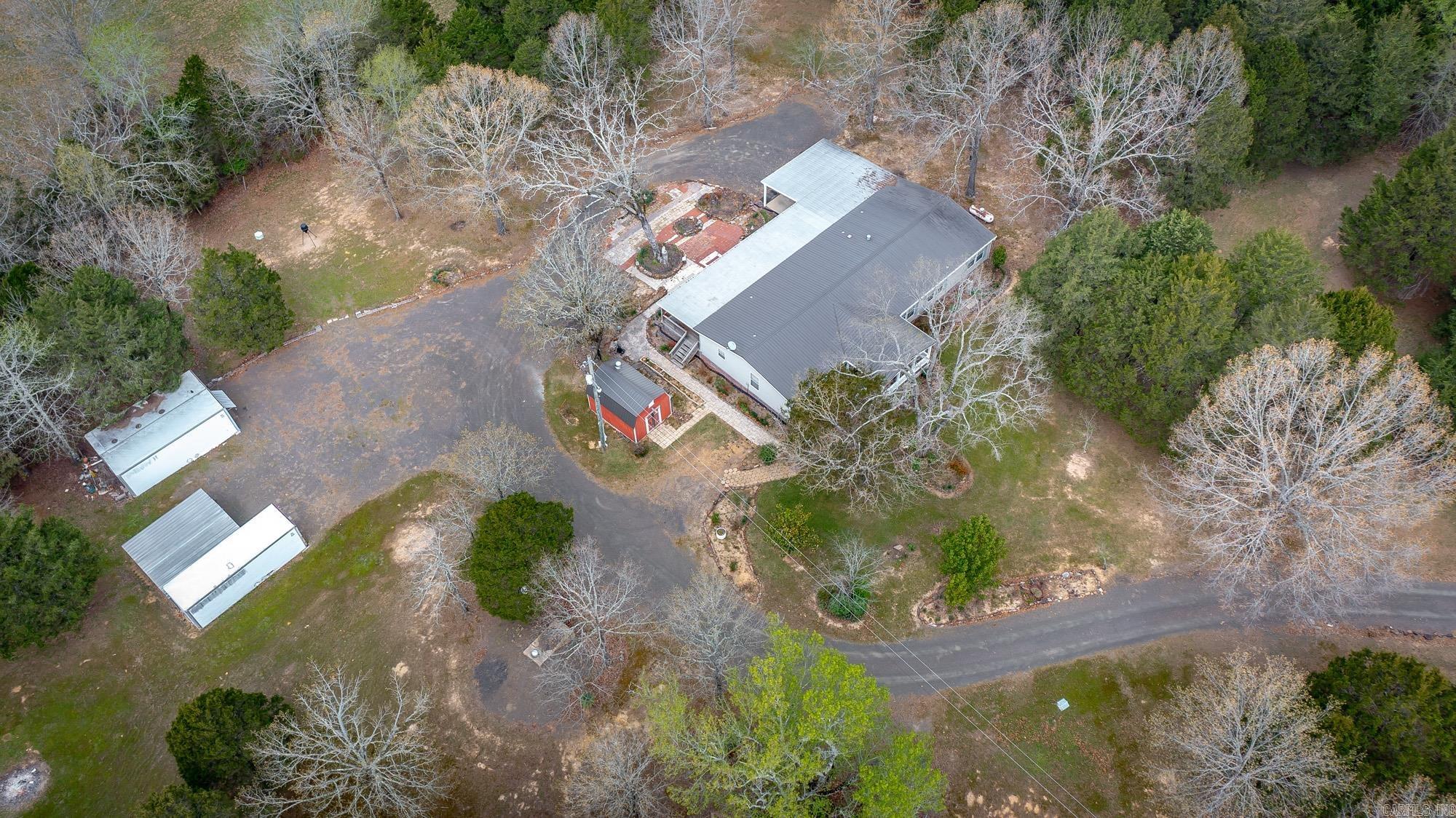 103 N Skyview  Romance, AR