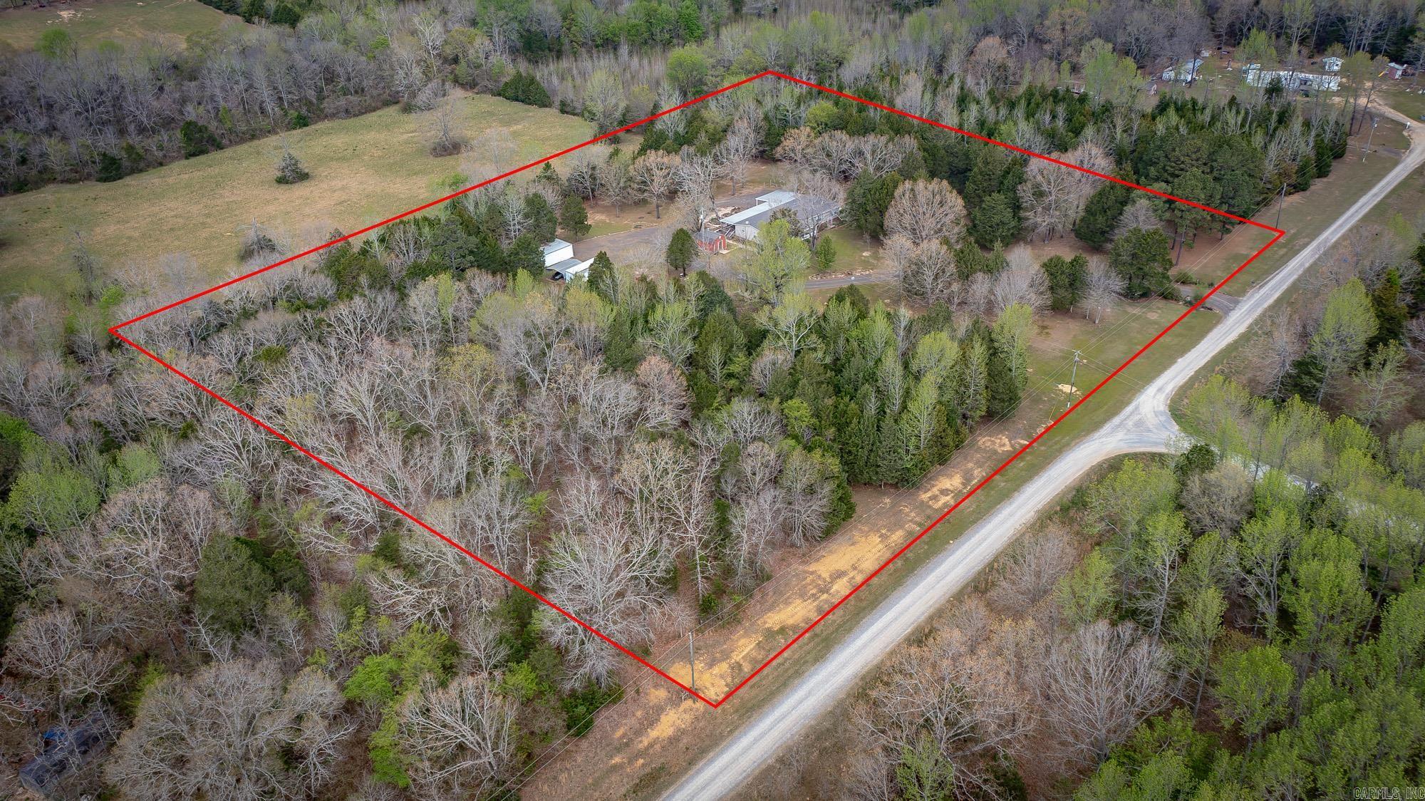 103 N Skyview  Romance, AR