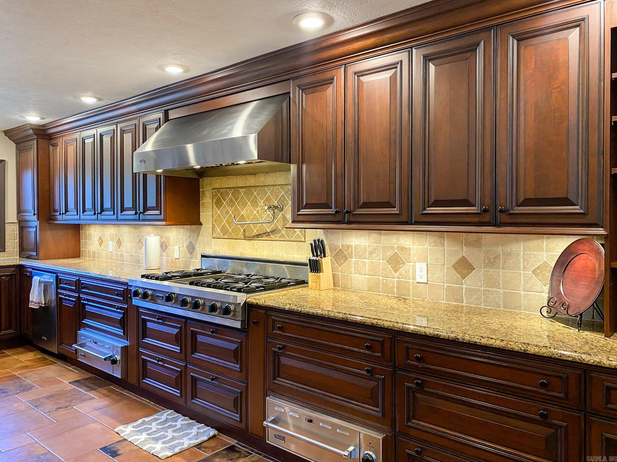 333 County Rd. Marion CR 7004  Flippin, AR