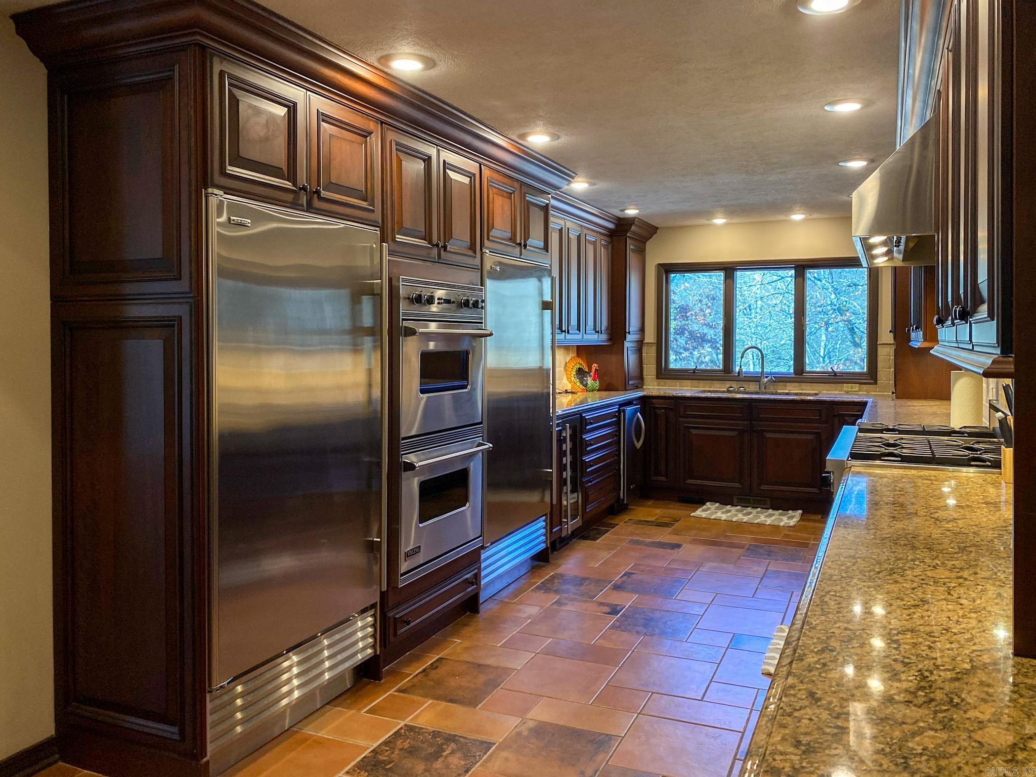 333 County Rd. Marion CR 7004  Flippin, AR