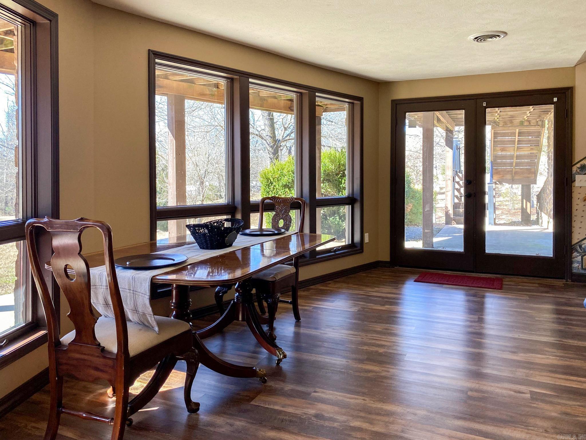 333 County Rd. Marion CR 7004  Flippin, AR