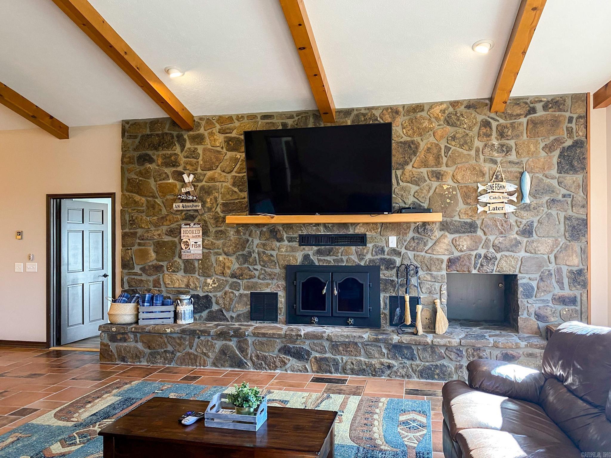 333 County Rd. Marion CR 7004  Flippin, AR