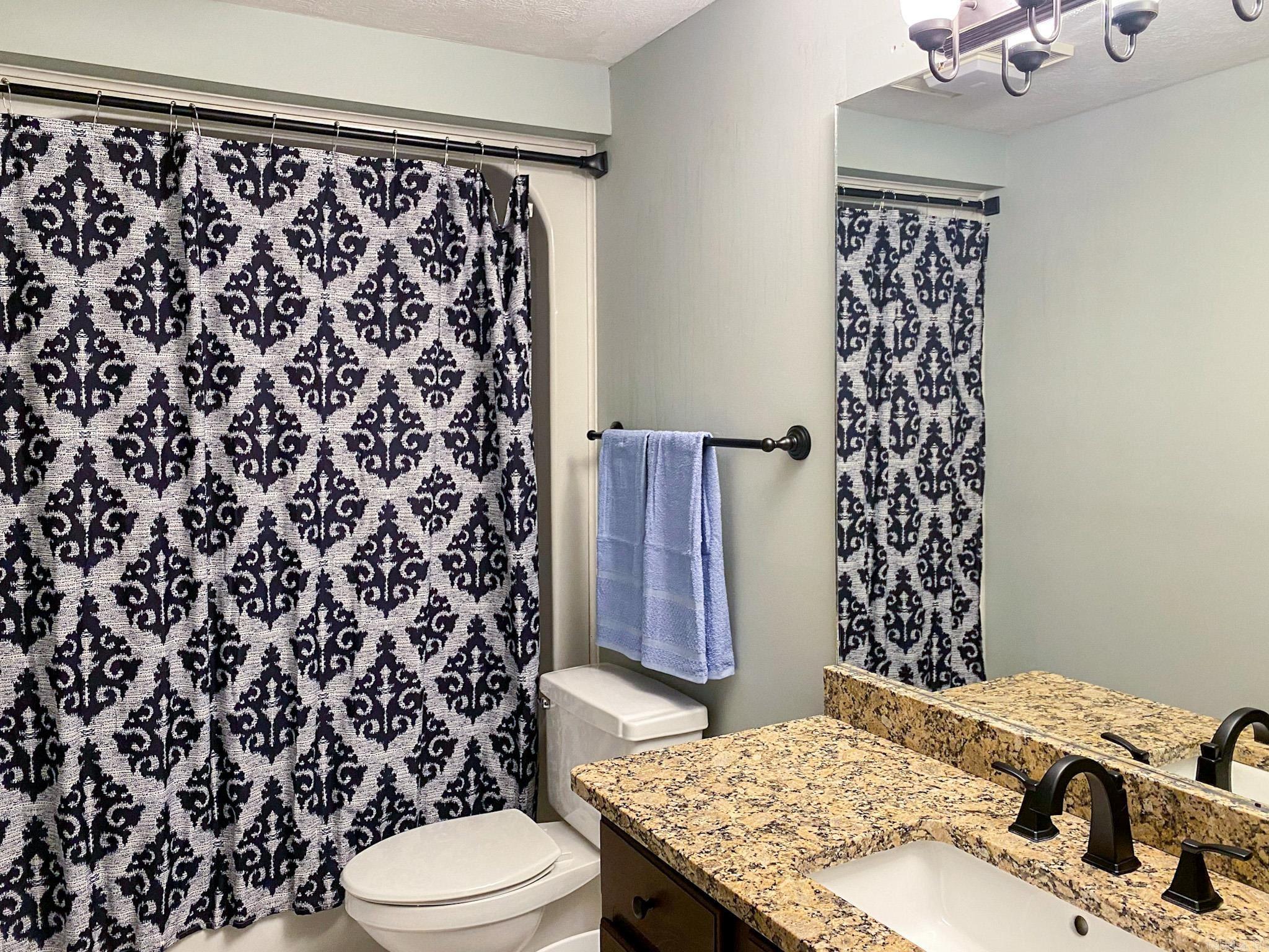 333 County Rd. Marion CR 7004  Flippin, AR