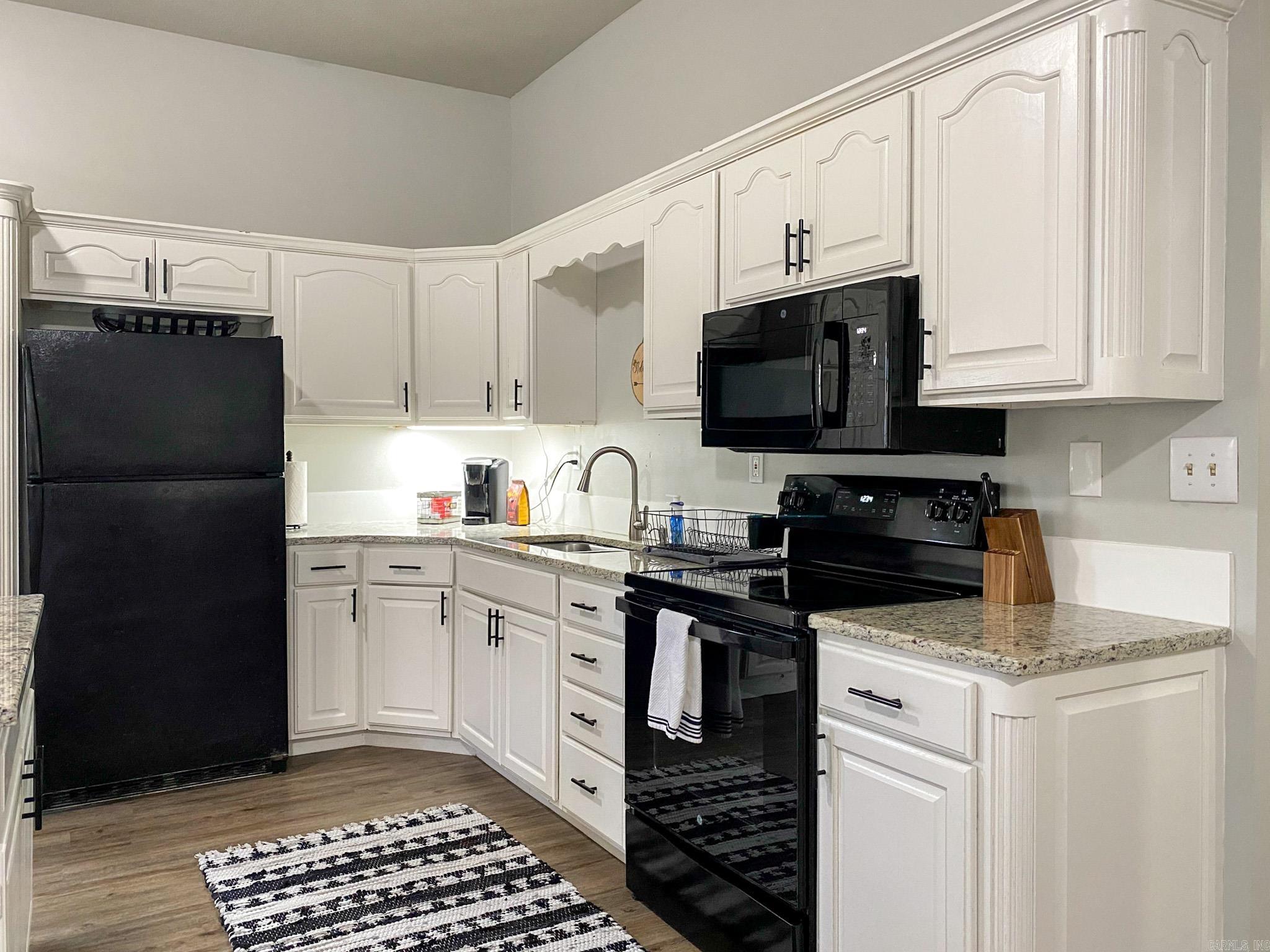 333 County Rd. Marion CR 7004  Flippin, AR