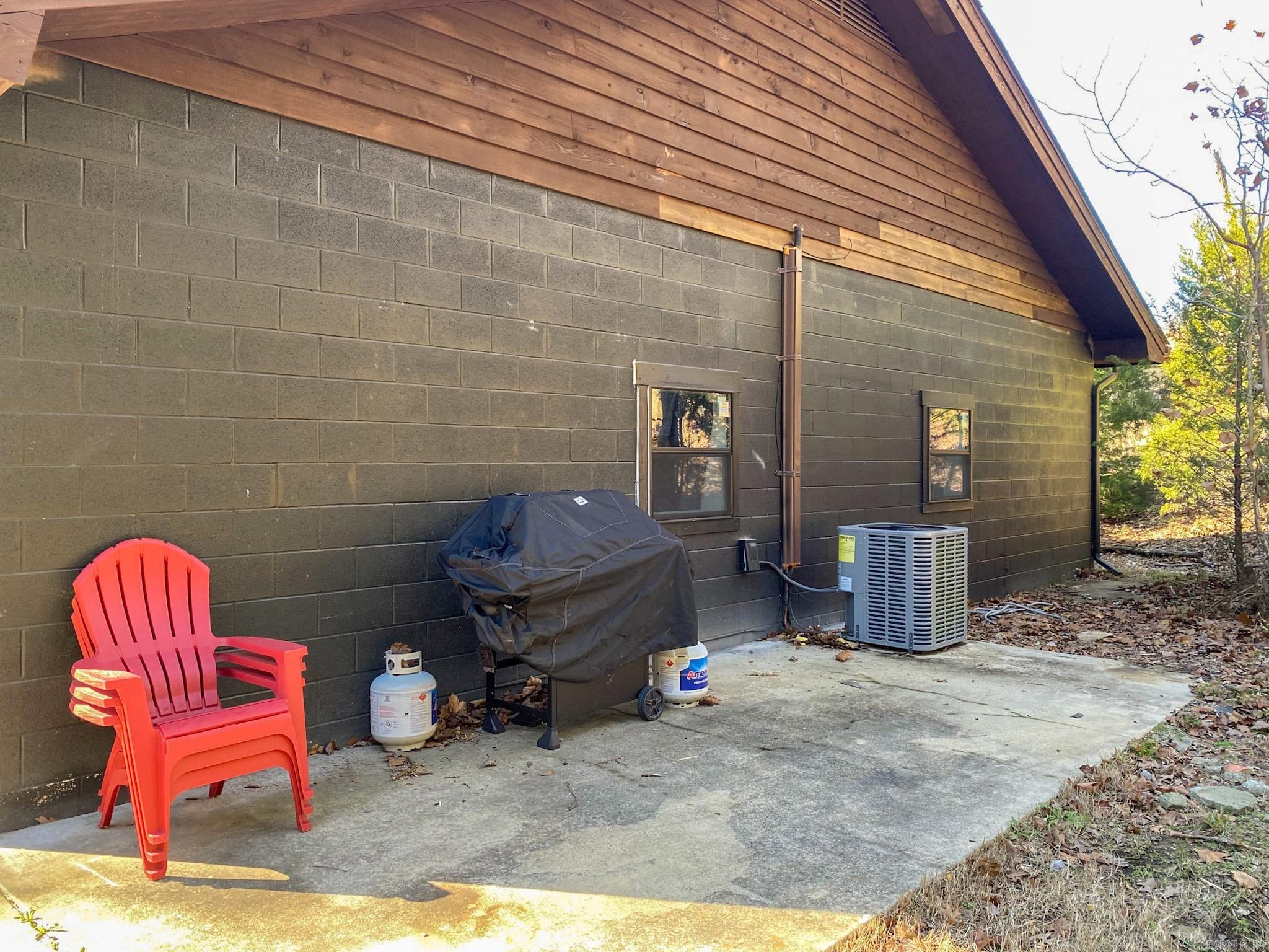 333 County Rd. Marion CR 7004  Flippin, AR