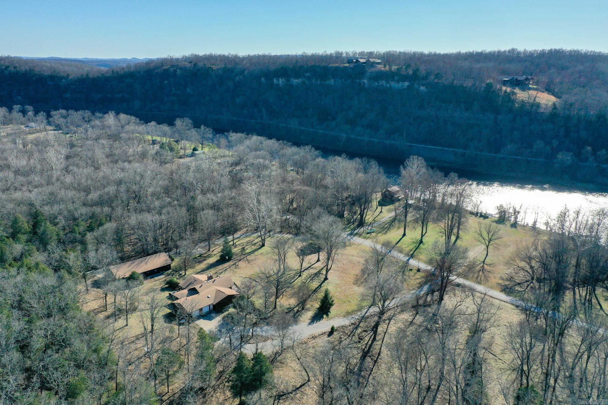 333 County Rd. Marion CR 7004  Flippin, AR