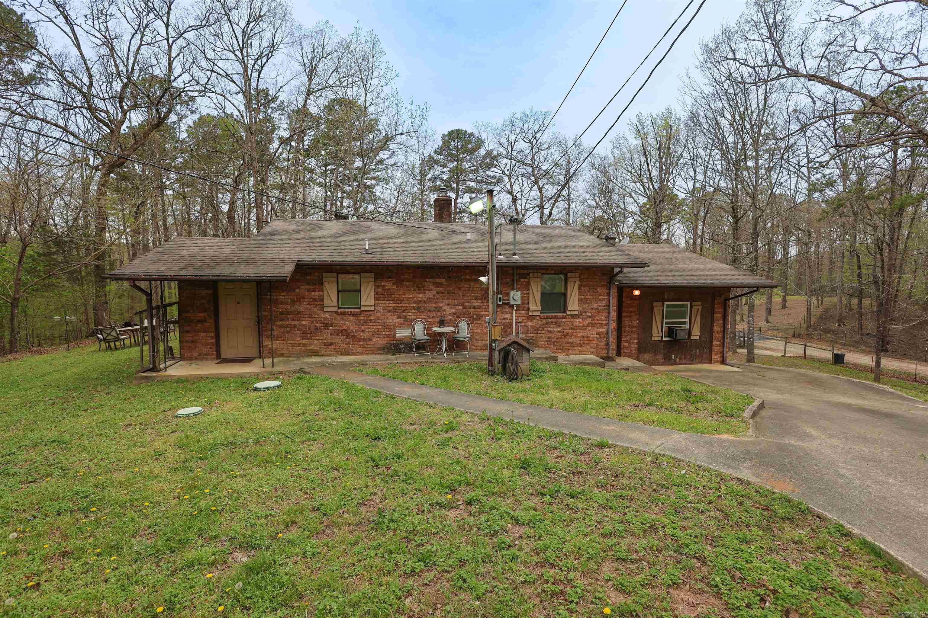 92 Cinnamon  Mount Ida, AR