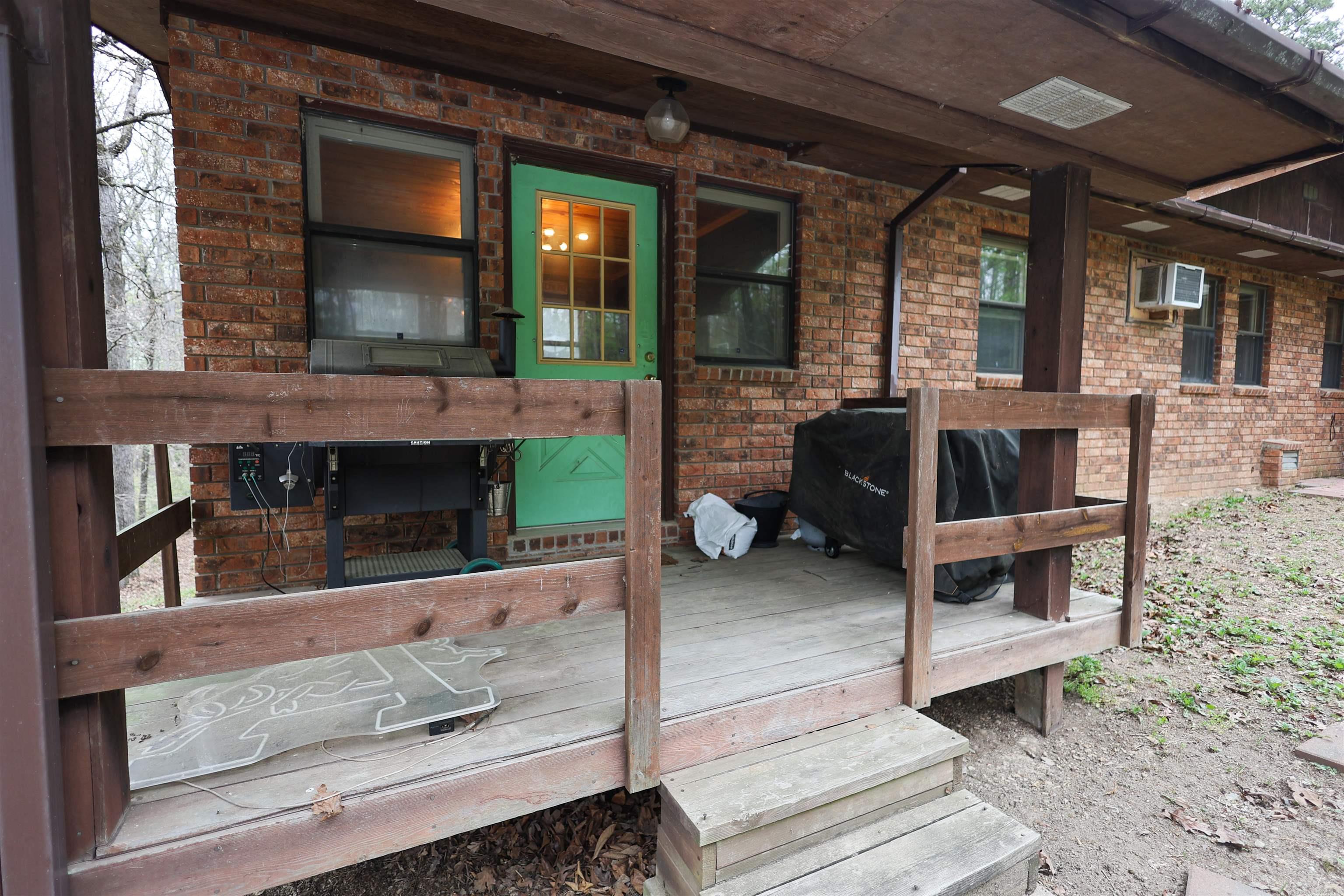 92 Cinnamon  Mount Ida, AR