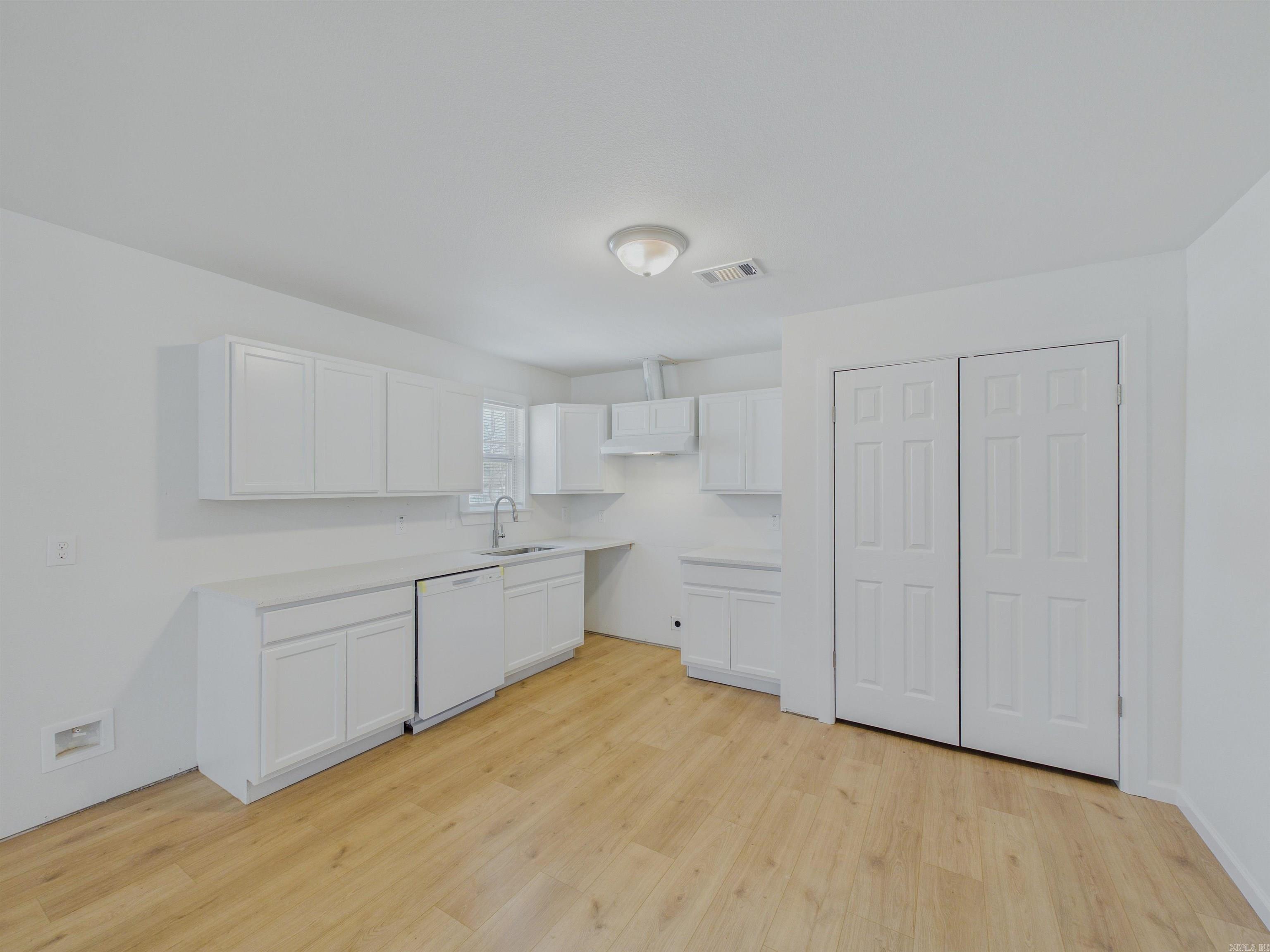 1524 Schaer  North Little Rock, AR