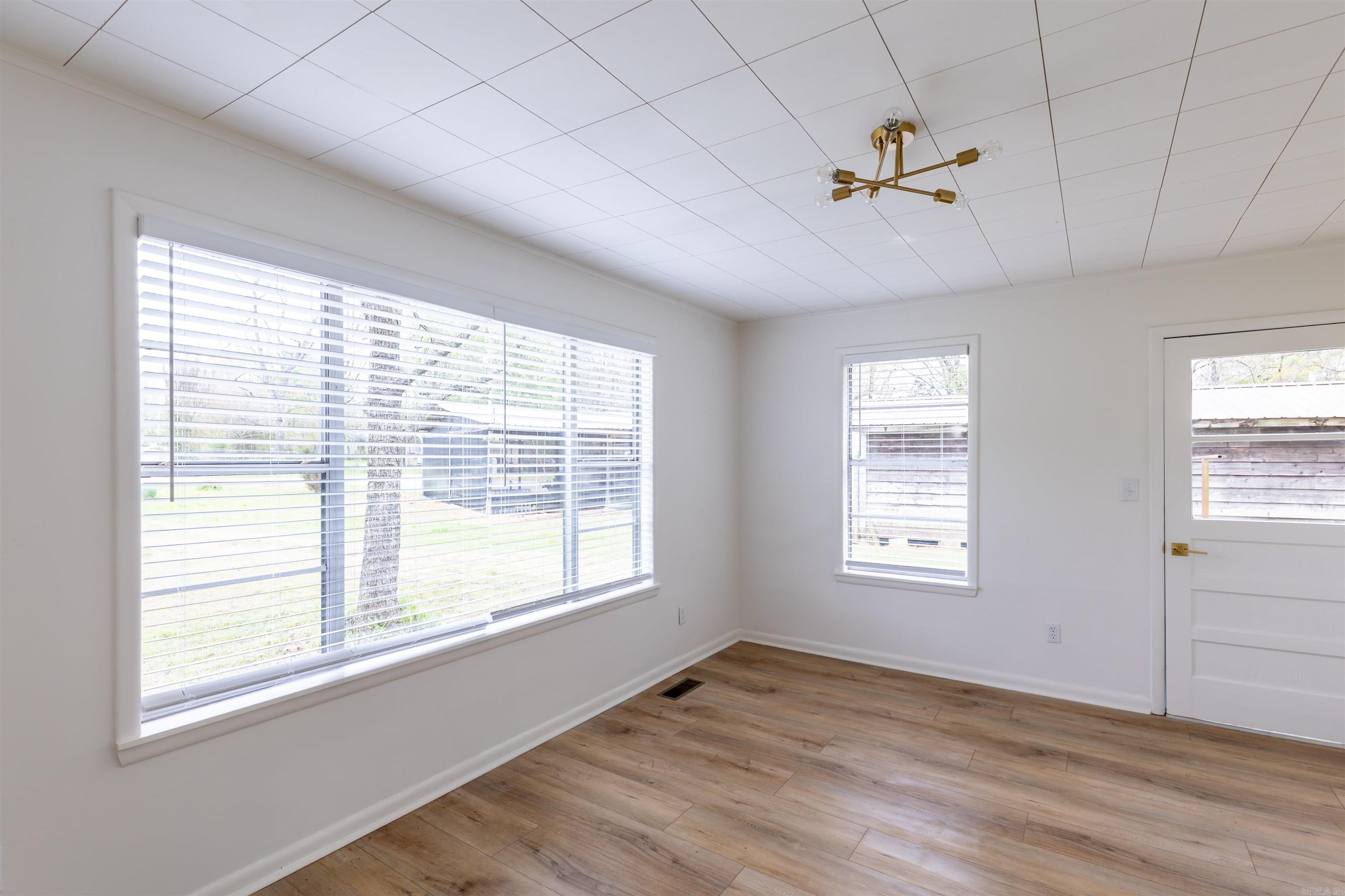 90 Mimosa Circle Houston, AR 72070