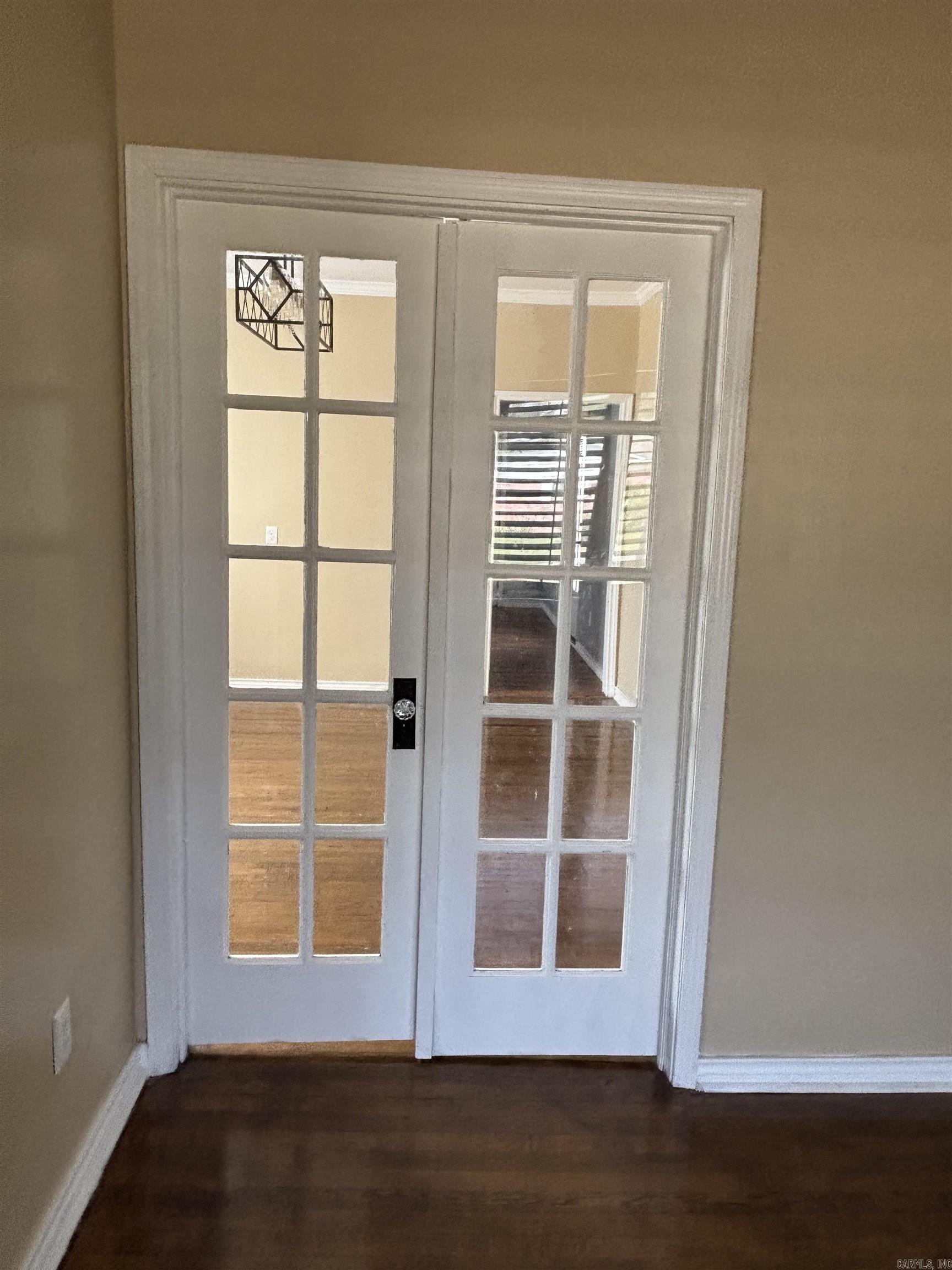 220 College St  Lonoke, AR