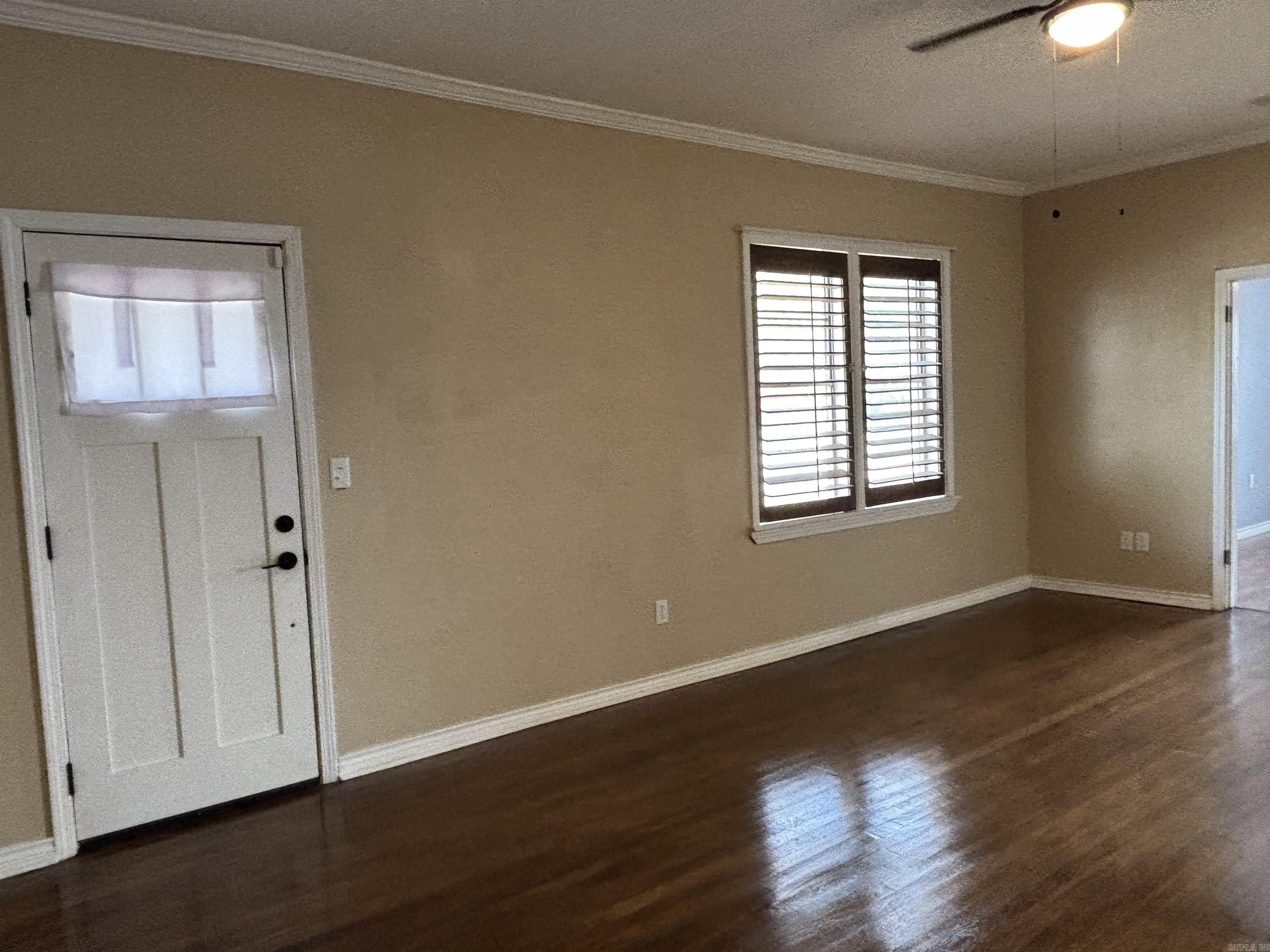 220 College St  Lonoke, AR