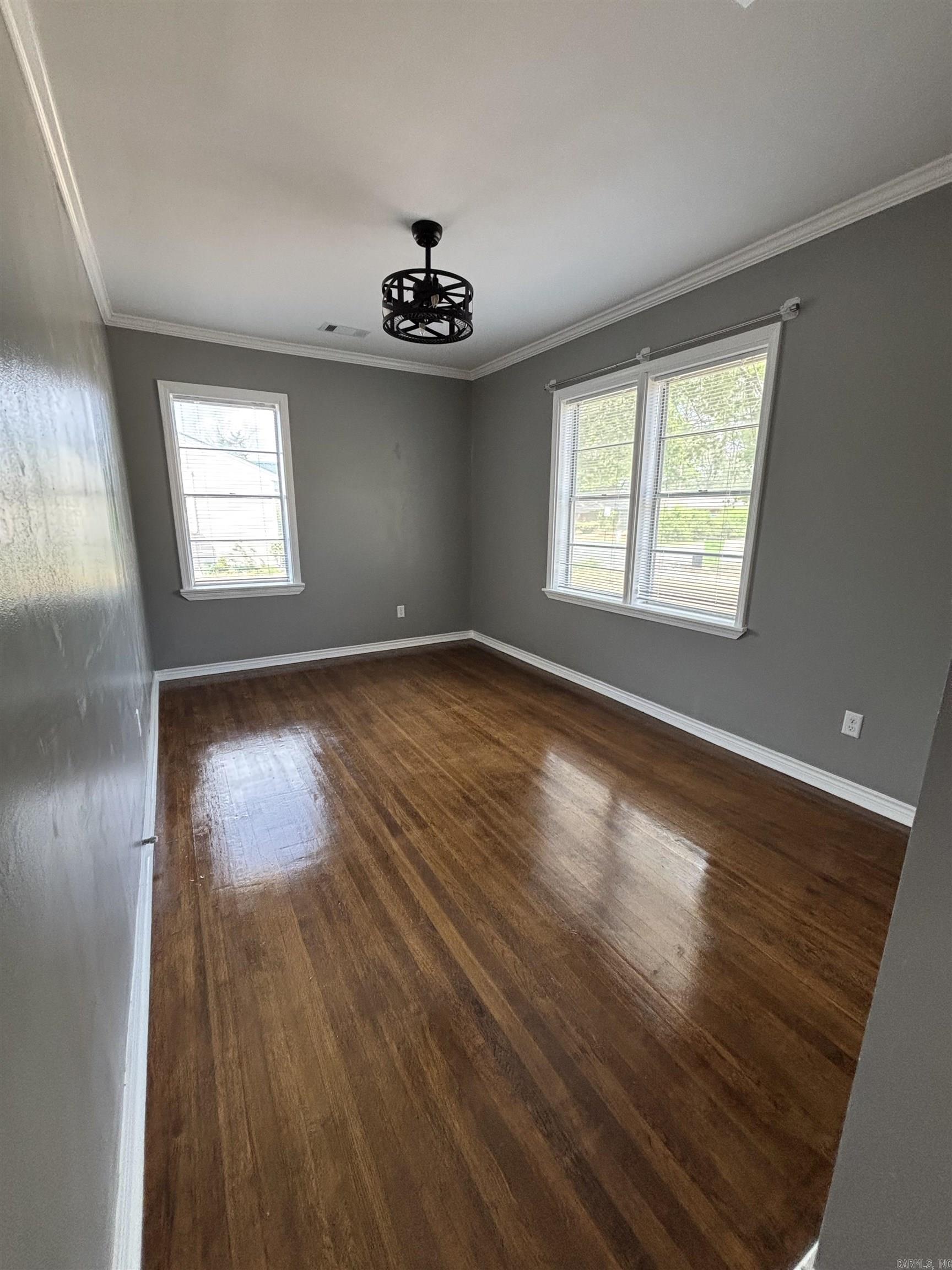 220 College St  Lonoke, AR