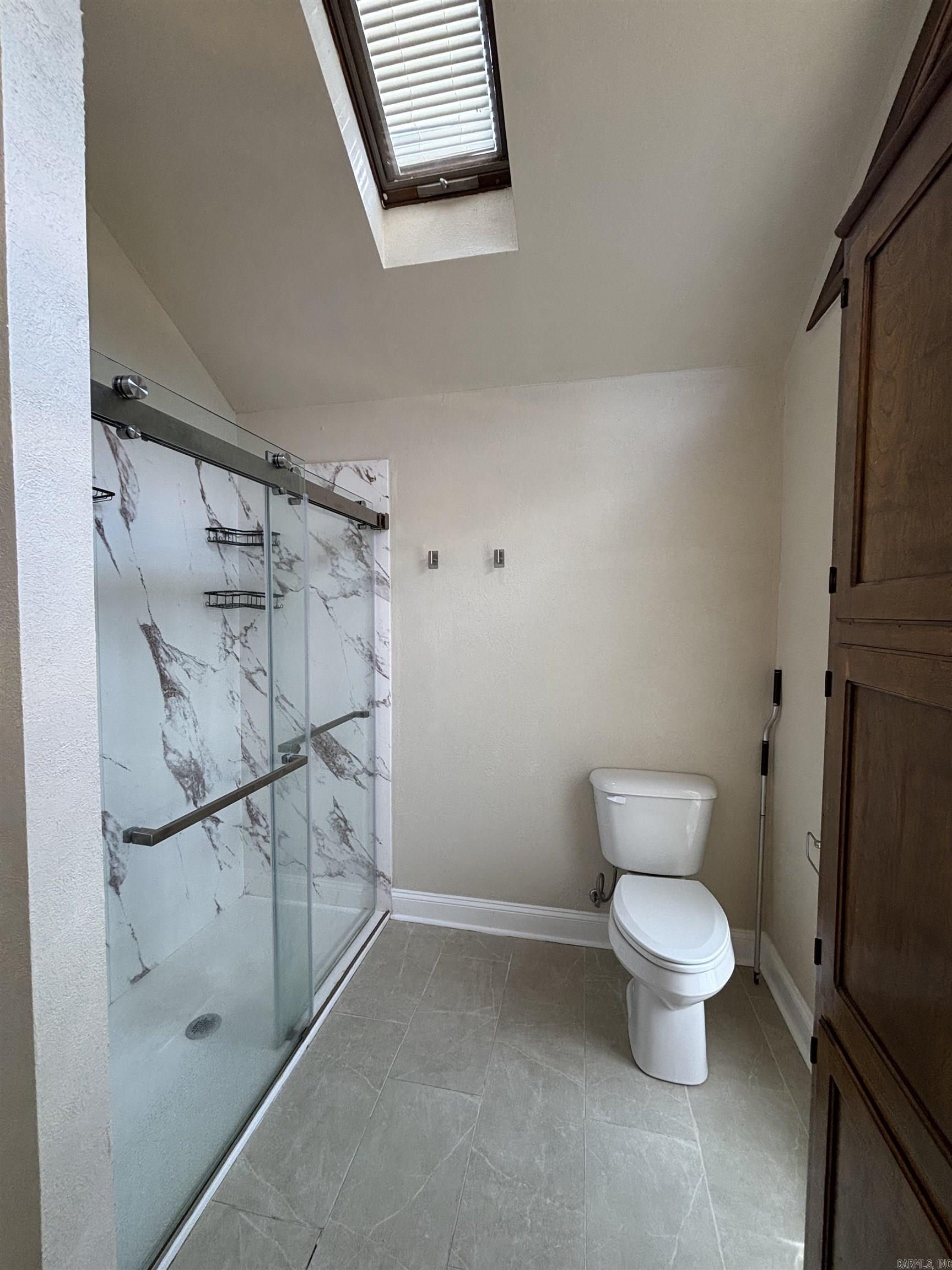 220 College St  Lonoke, AR