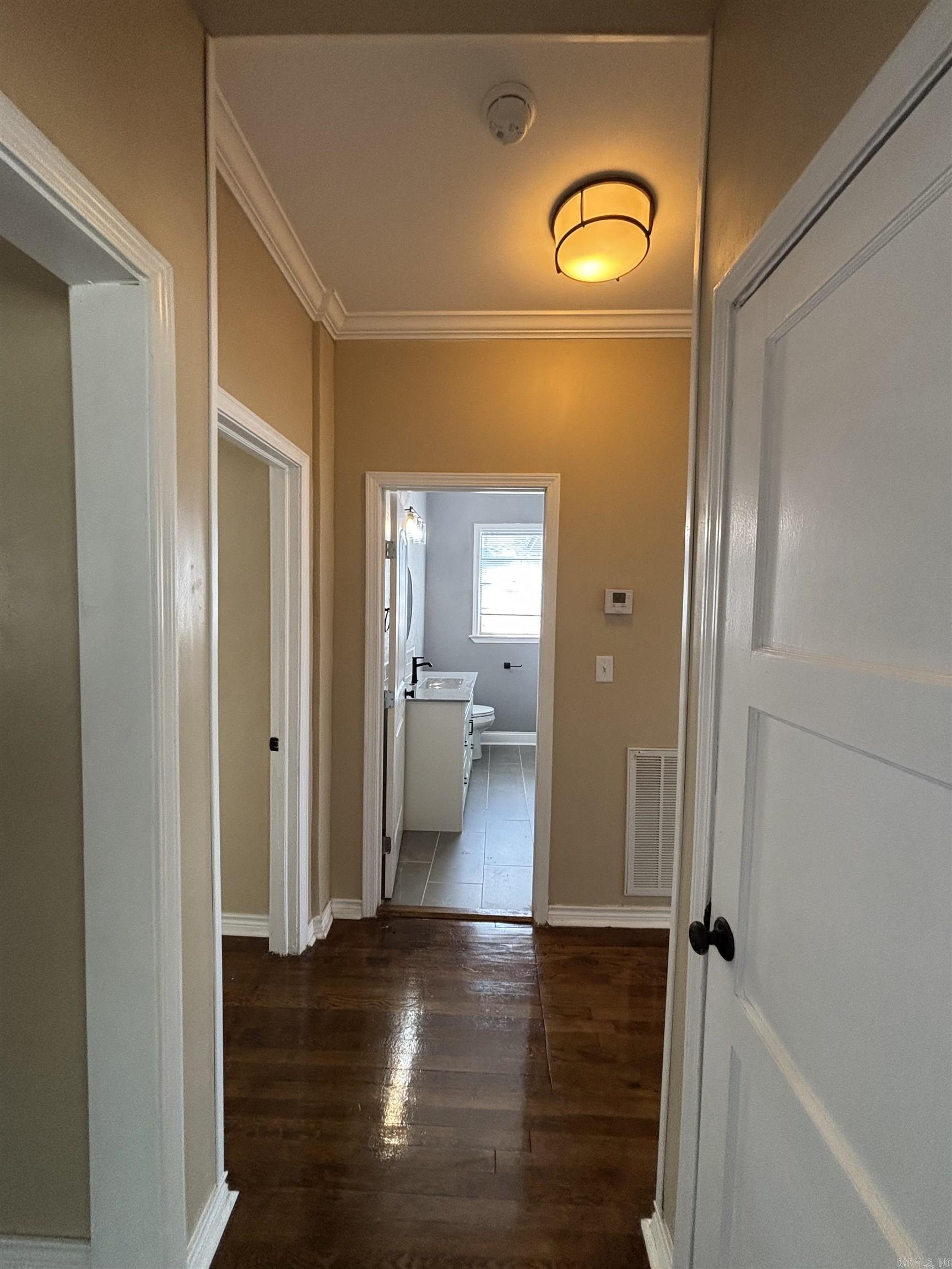 220 College St  Lonoke, AR