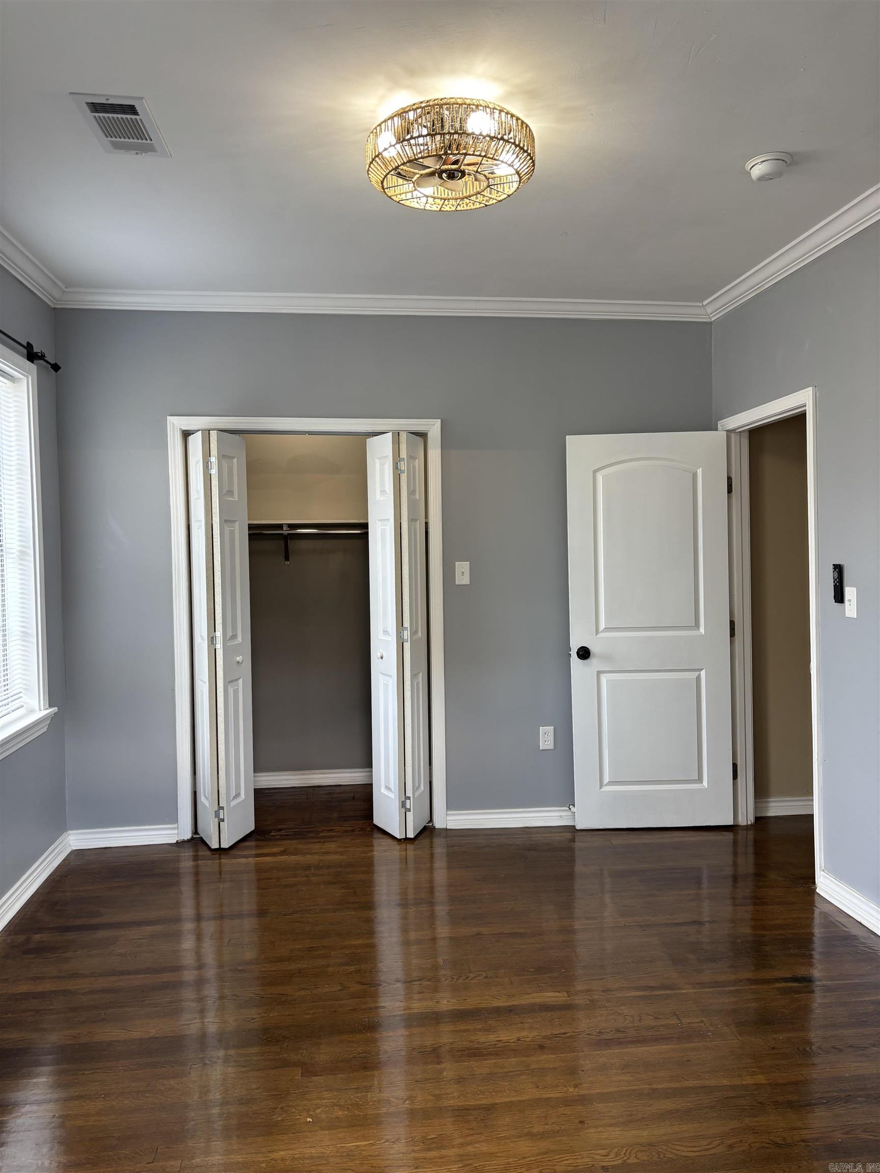 220 College St  Lonoke, AR