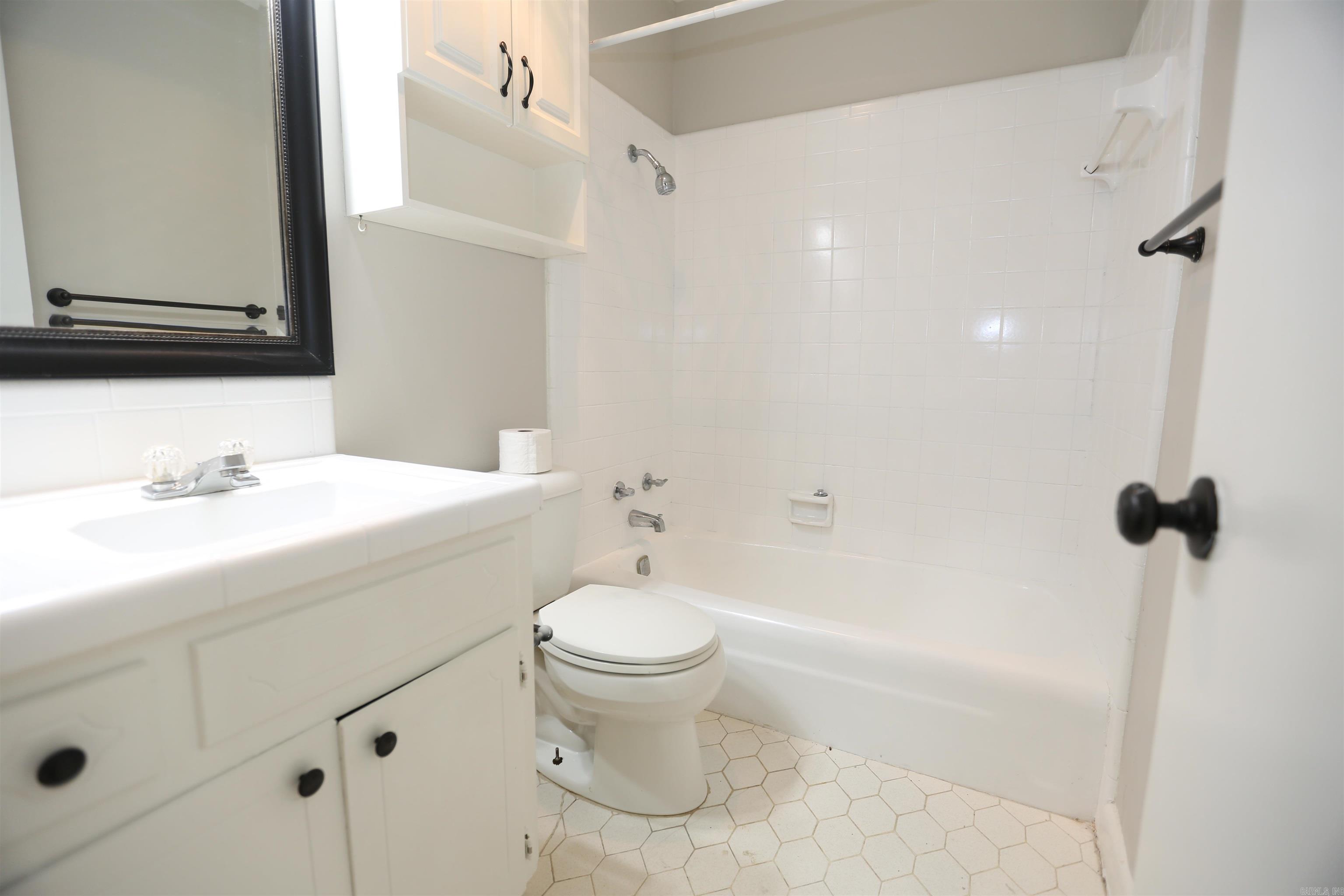 5101 H Street #11  Little Rock, AR